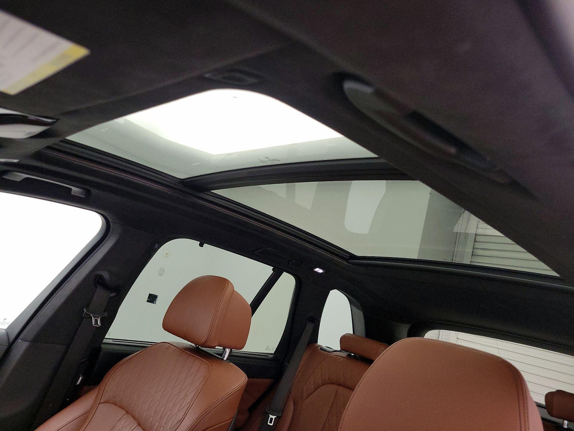 Thumbnail: 2022 BMW X5 - 20