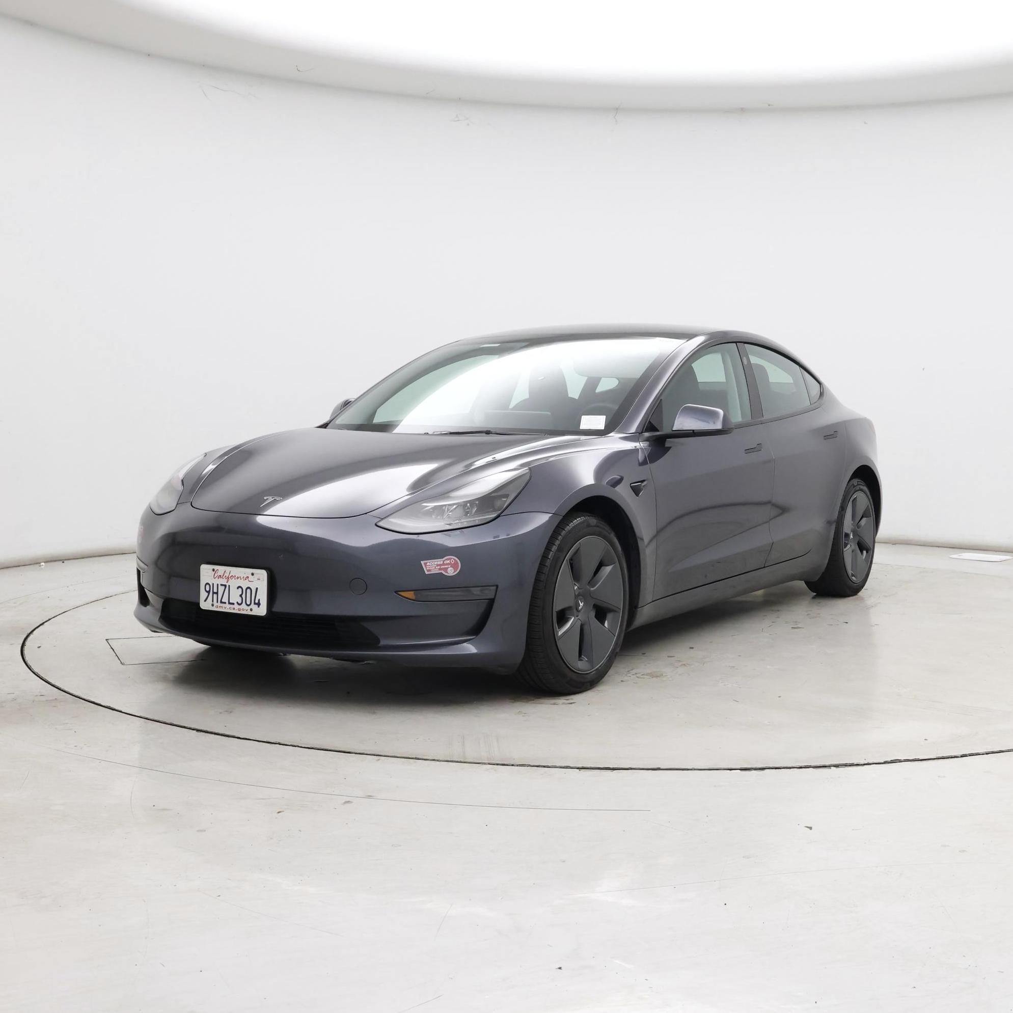 Thumbnail: 2023 Tesla Model 3 - 4