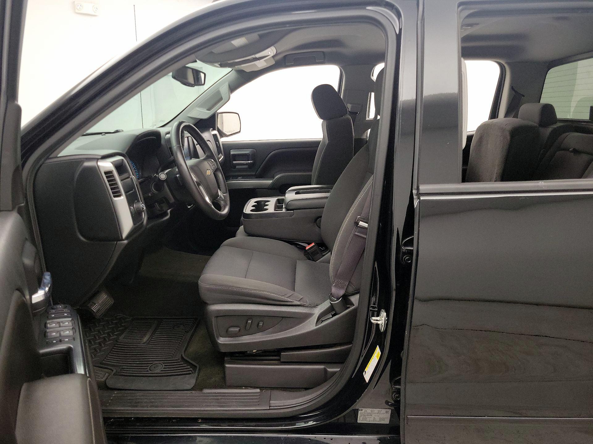 Thumbnail: 2017 Chevrolet Silverado 1500 - 11