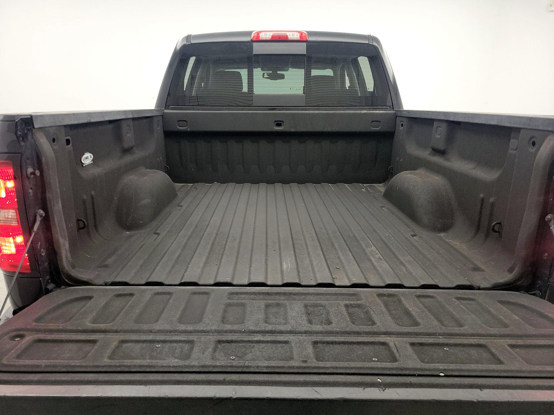 Thumbnail: 2017 Chevrolet Silverado 1500 - 20