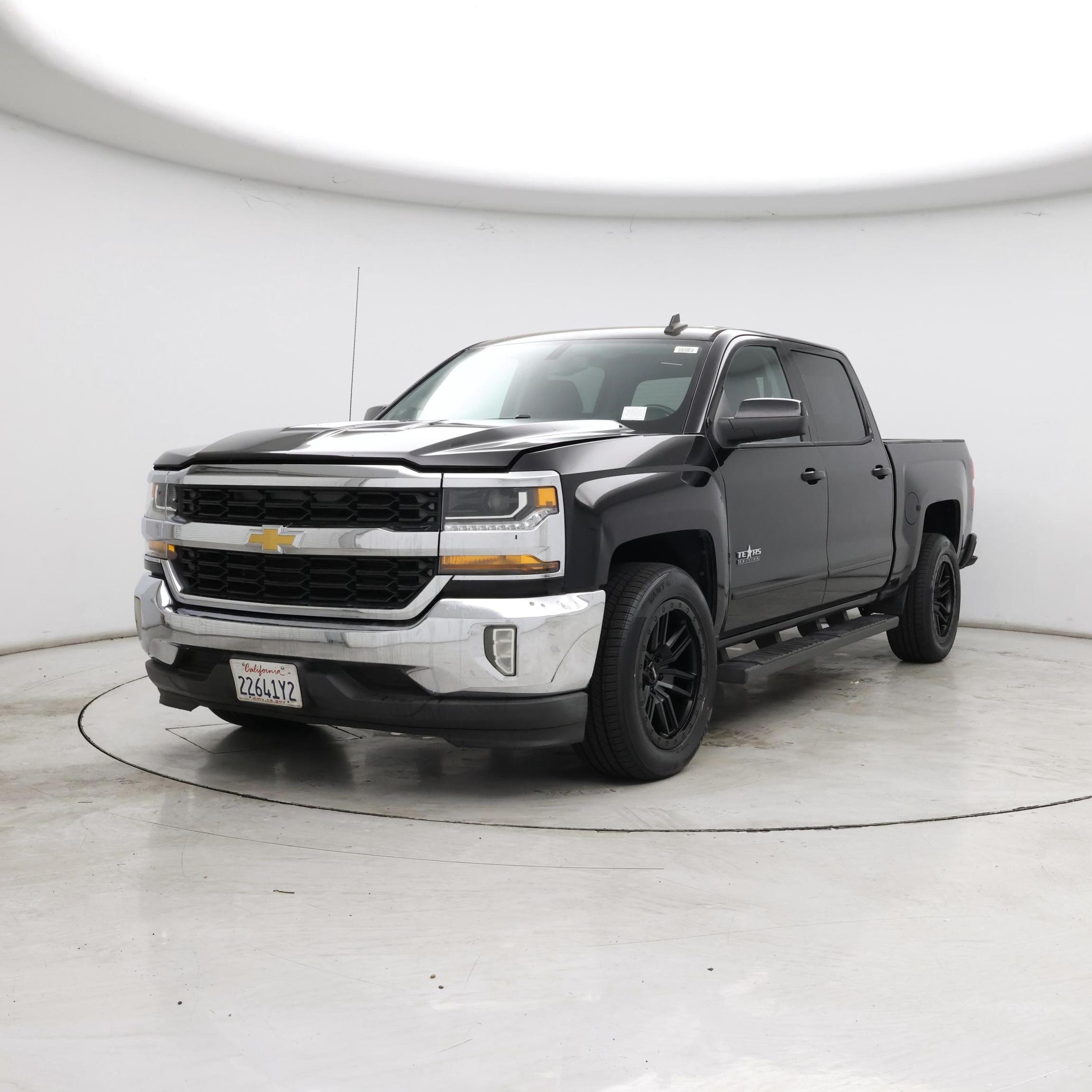 Thumbnail: 2017 Chevrolet Silverado 1500 - 4