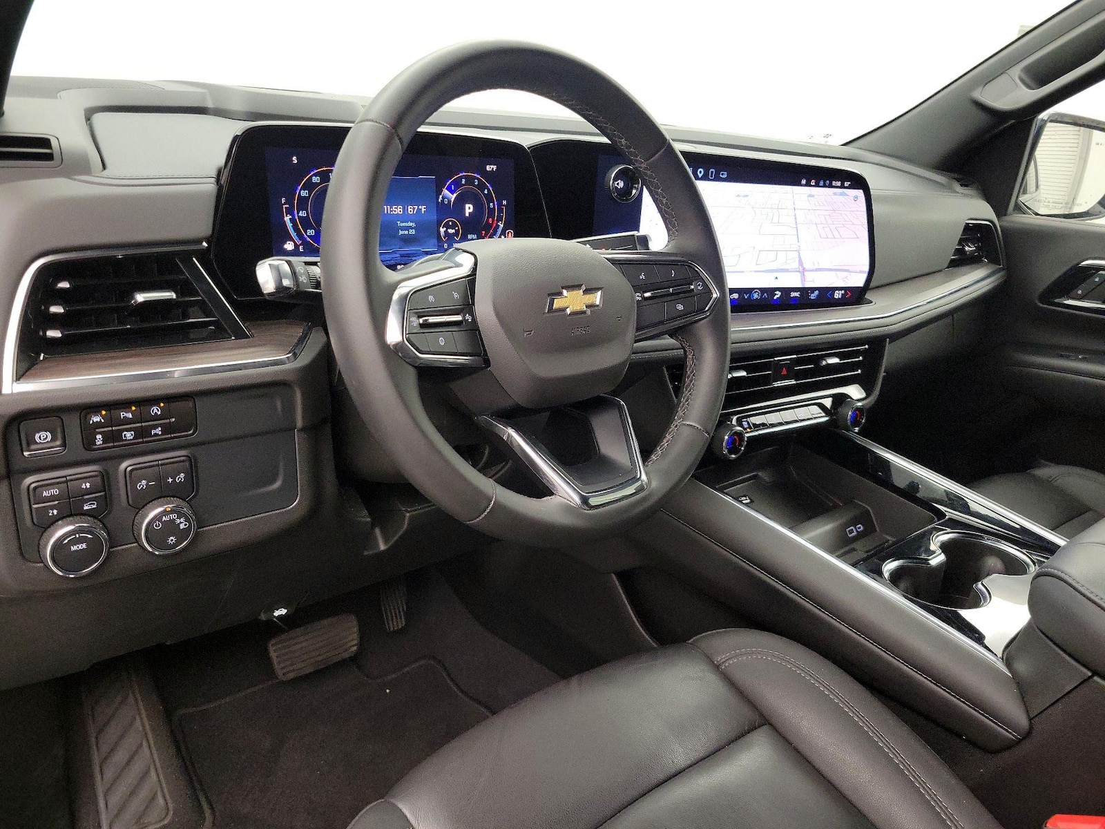 2025 Chevrolet Tahoe LT - Photo 10
