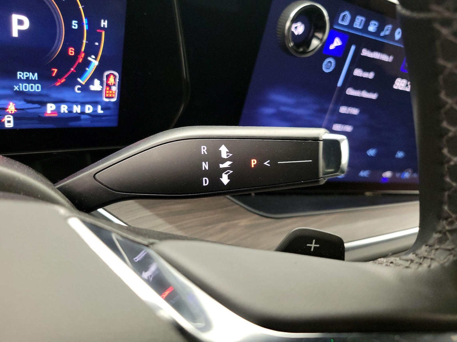 2025 Chevrolet Tahoe LT - Photo 19