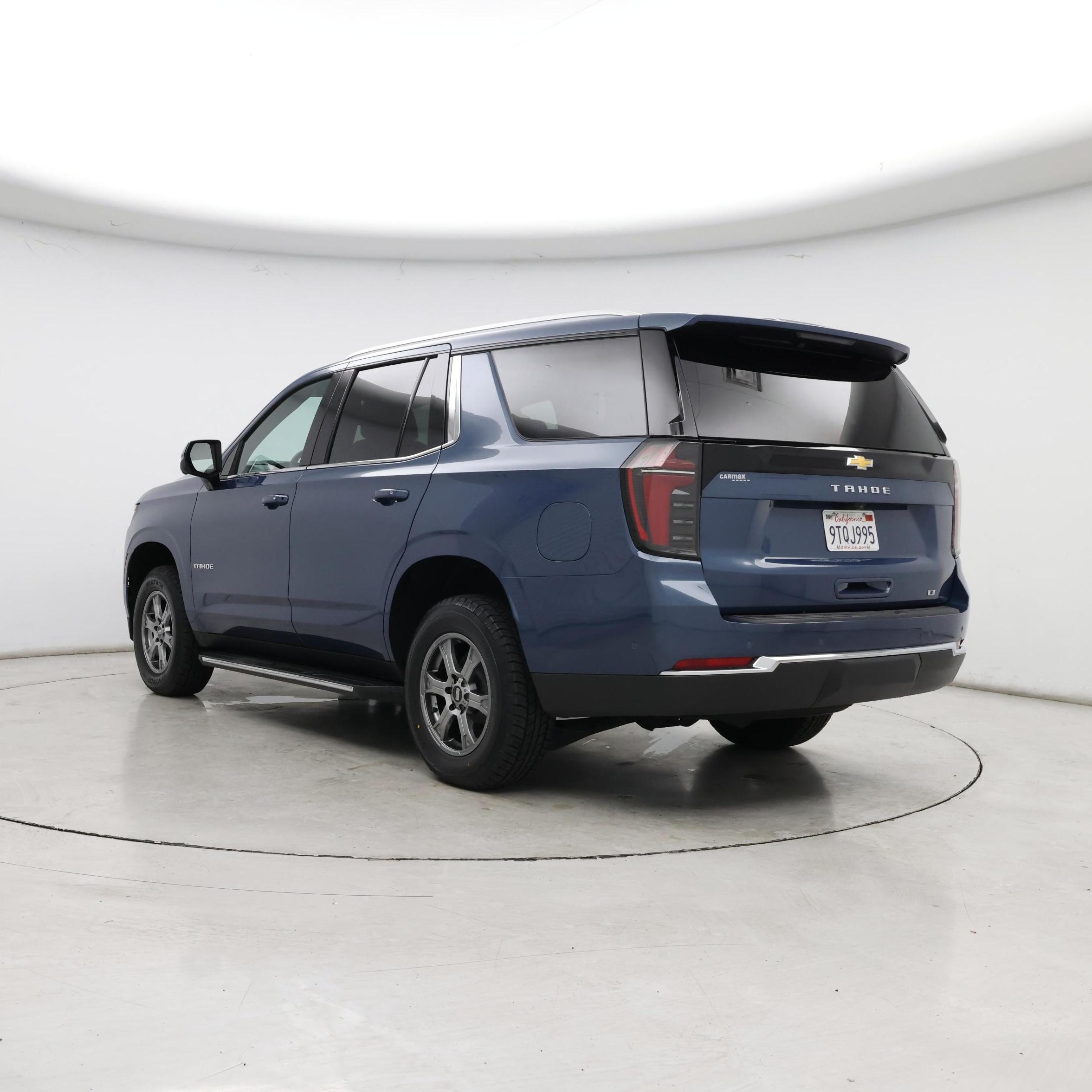 Thumbnail: 2025 Chevrolet Tahoe - 2
