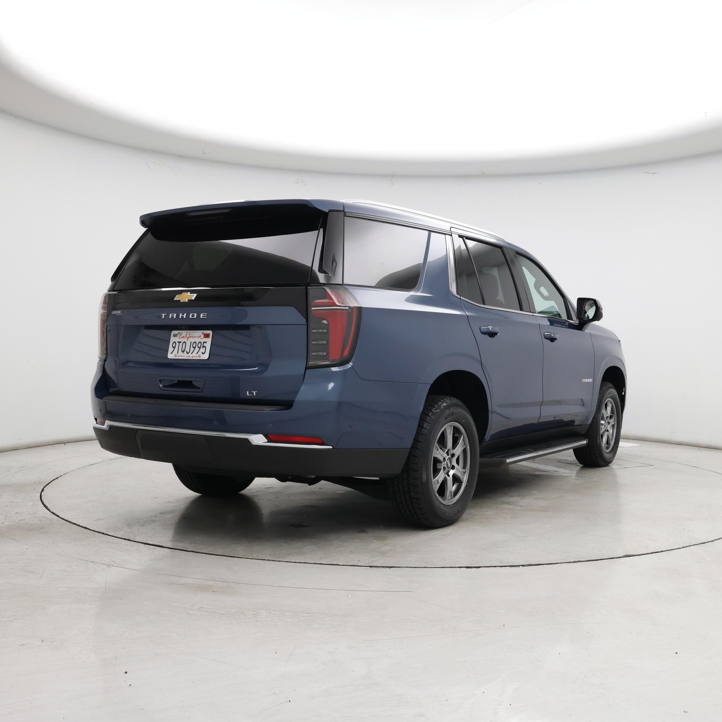 Thumbnail: 2025 Chevrolet Tahoe - 8