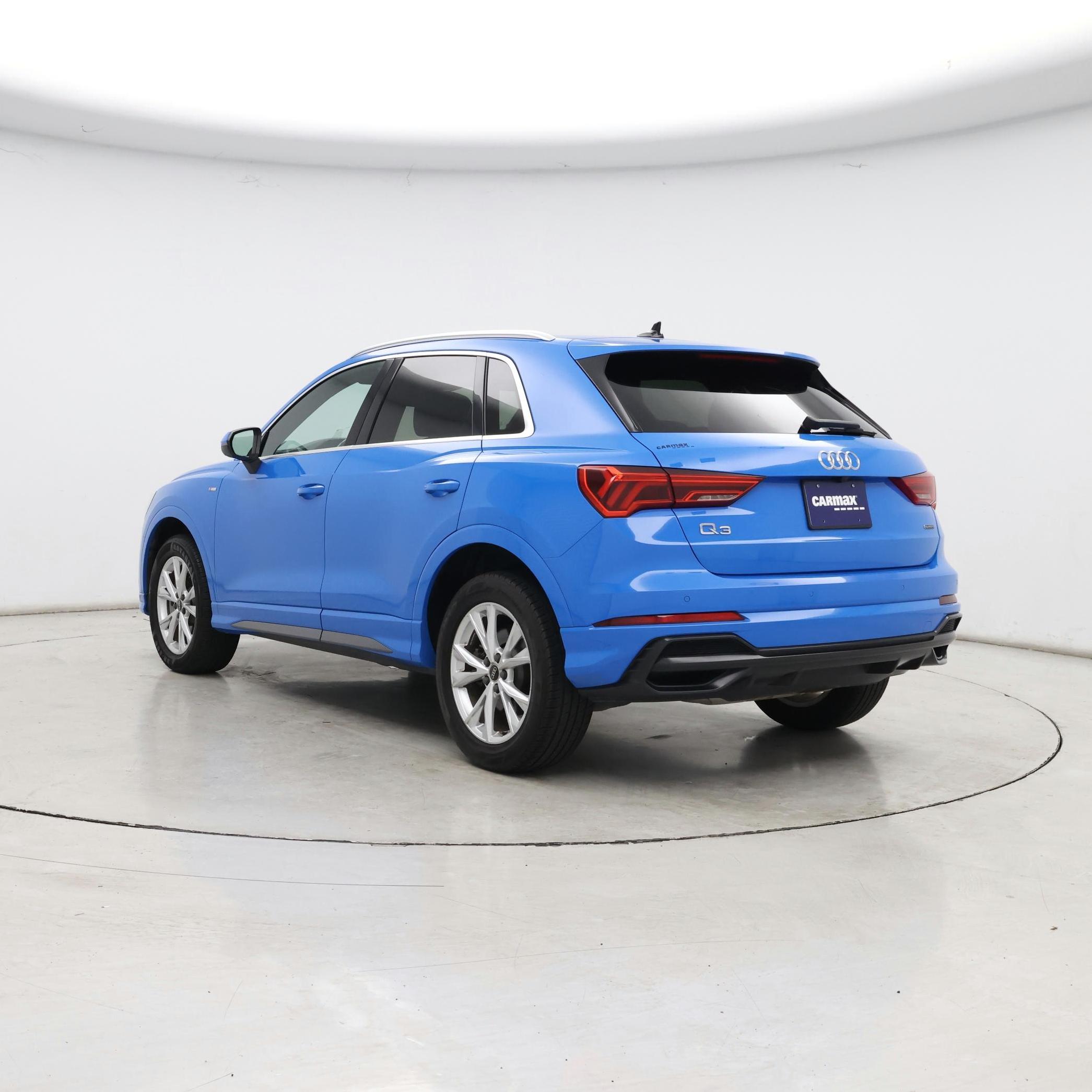 Thumbnail: 2022 Audi Q3 - 2