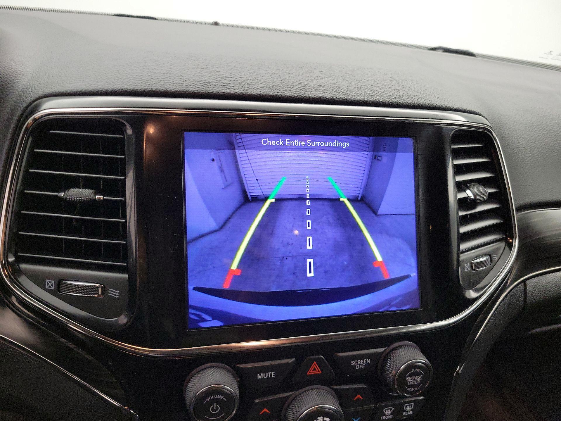 Thumbnail: 2019 Jeep Grand Cherokee - 15
