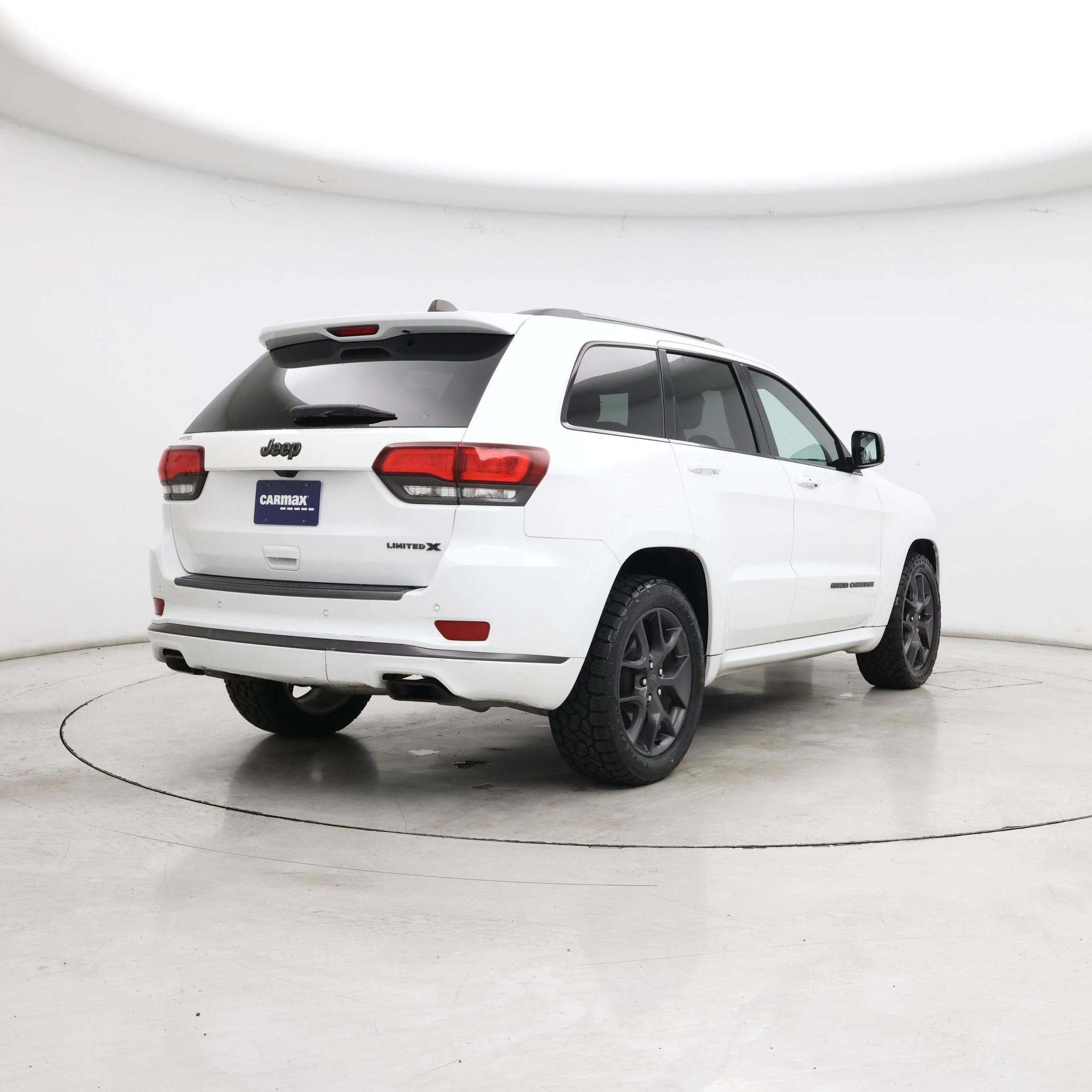 Thumbnail: 2019 Jeep Grand Cherokee - 8
