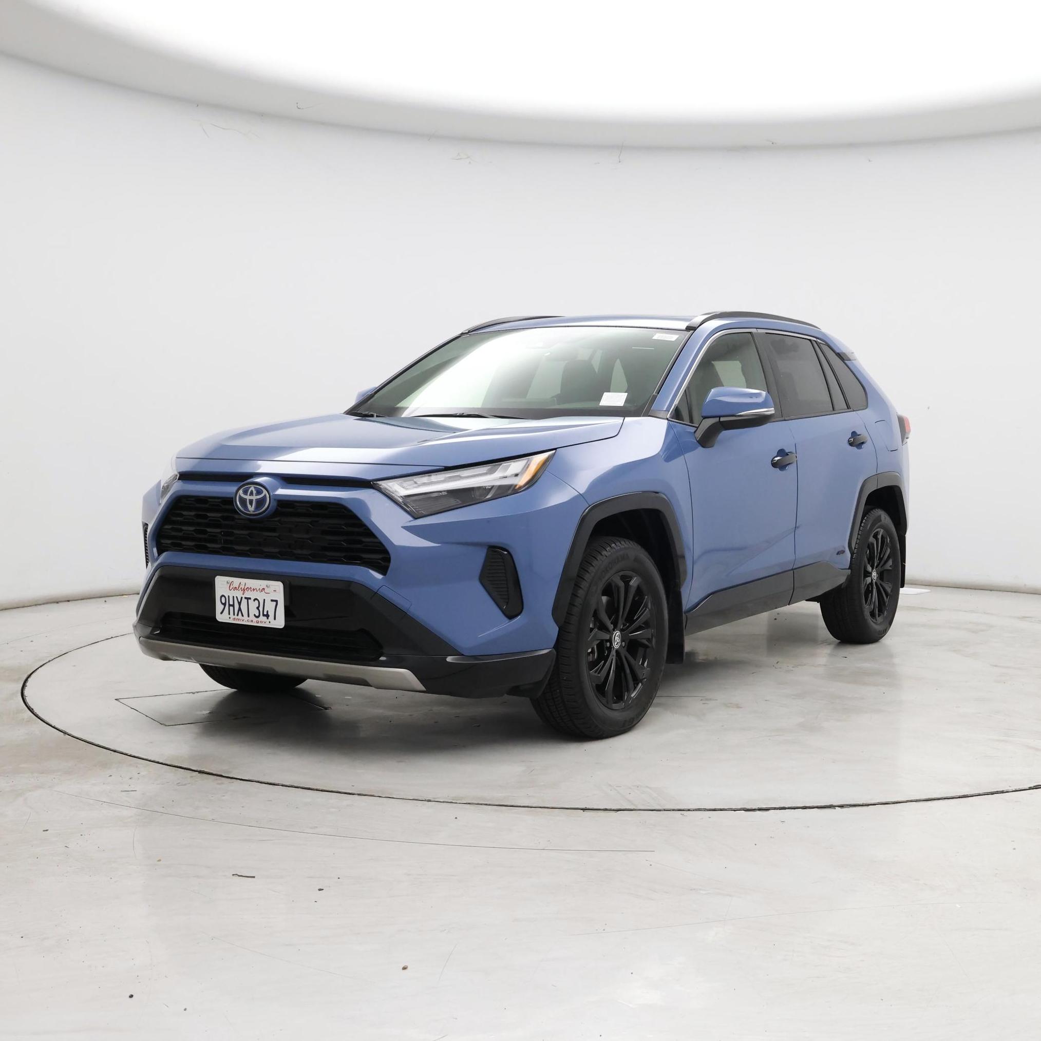 Thumbnail: 2023 Toyota RAV4 - 4