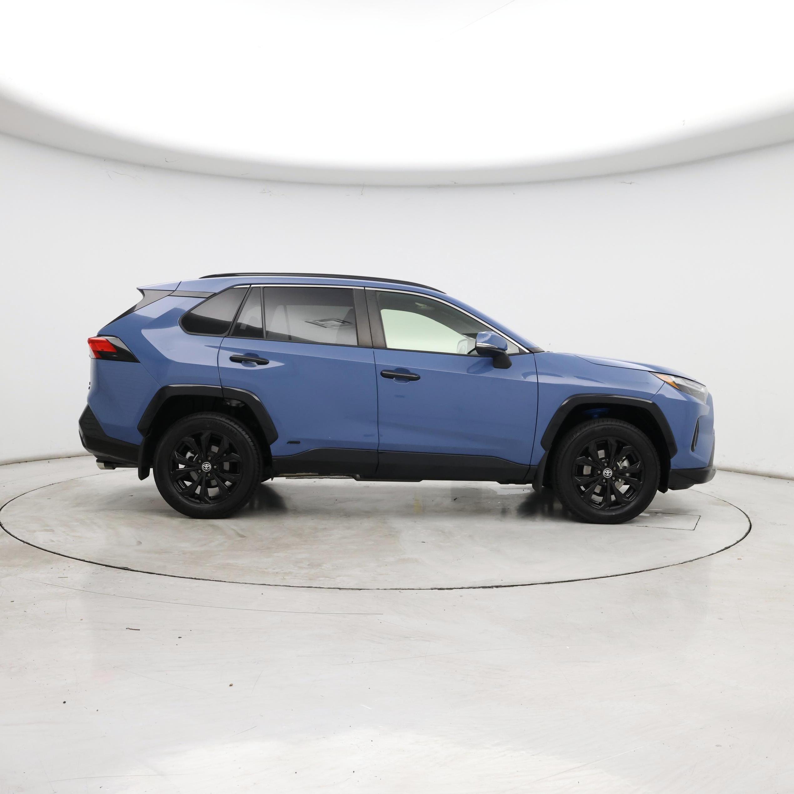Thumbnail: 2023 Toyota RAV4 - 7