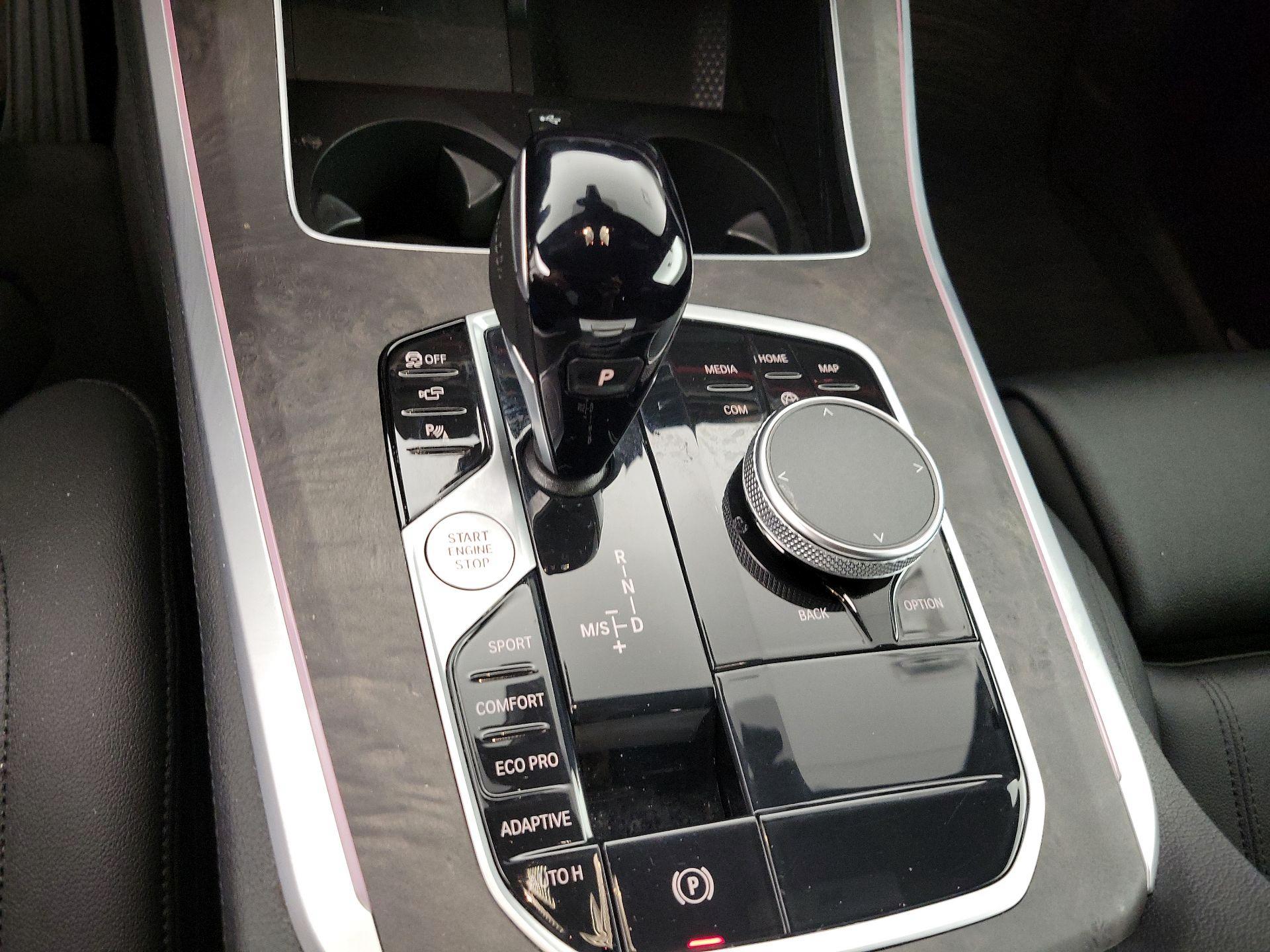Thumbnail: 2022 BMW X5 - 18