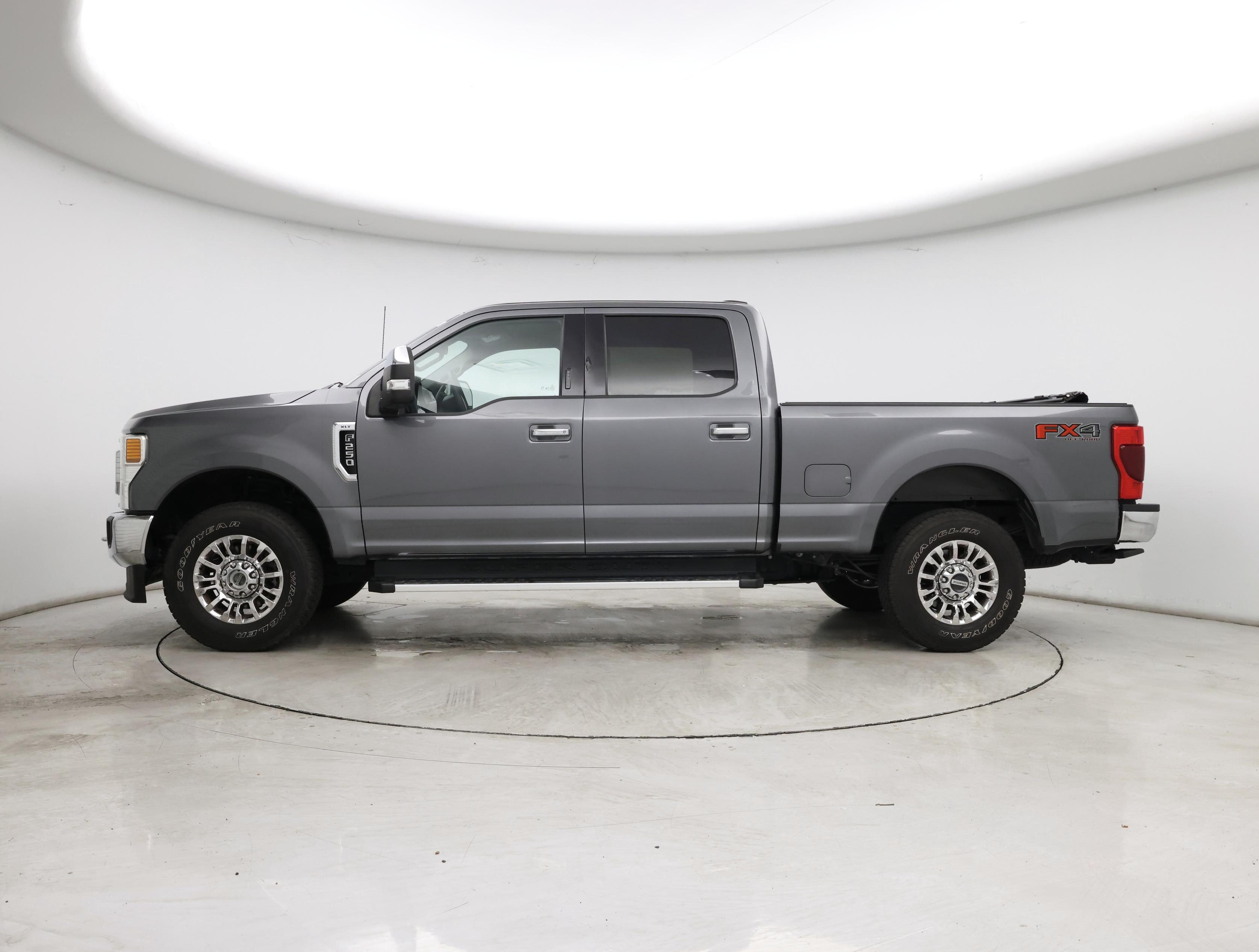 Thumbnail: 2022 Ford F-250 - 3