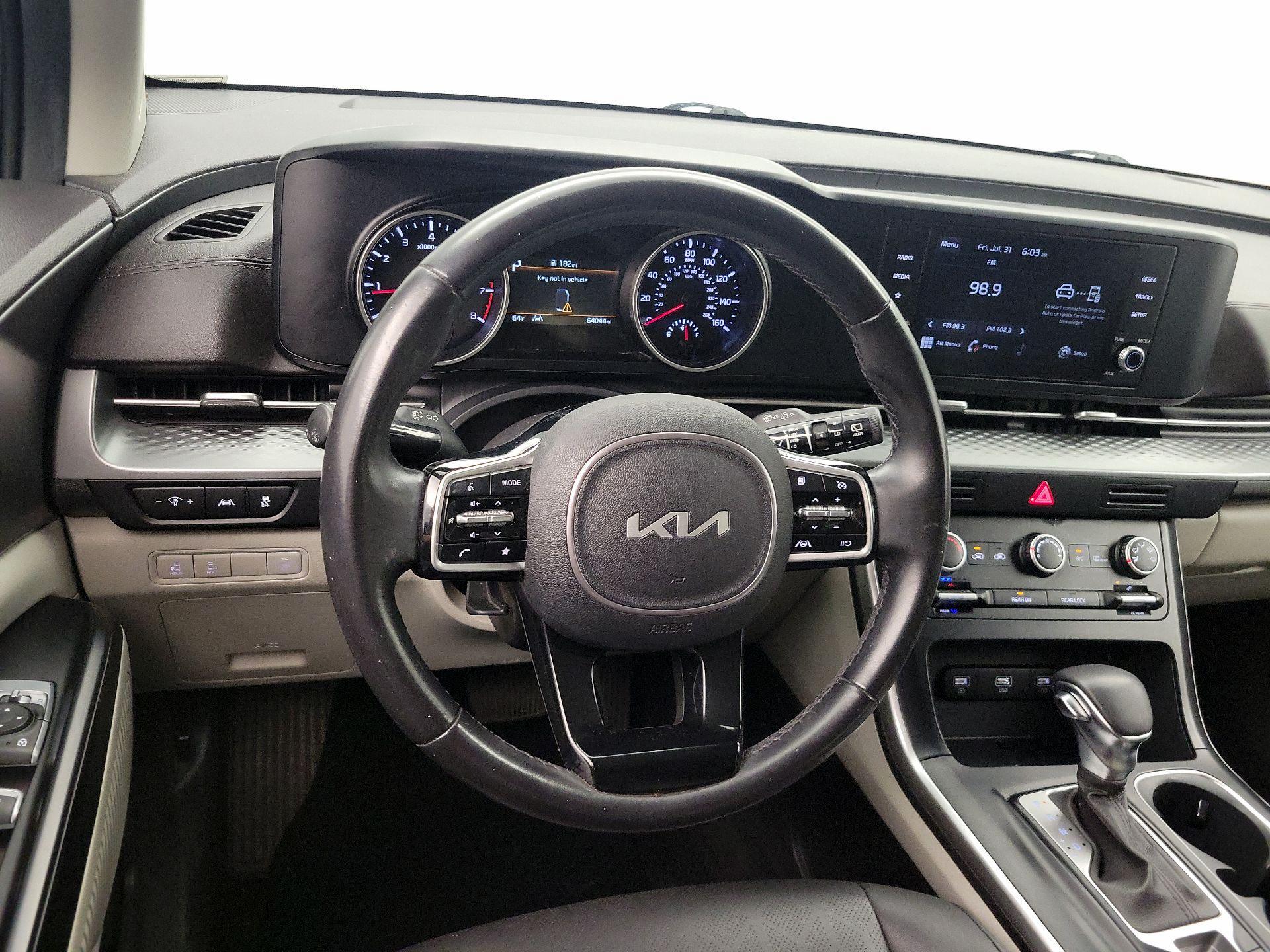 Thumbnail: 2022 Kia Carnival - 10