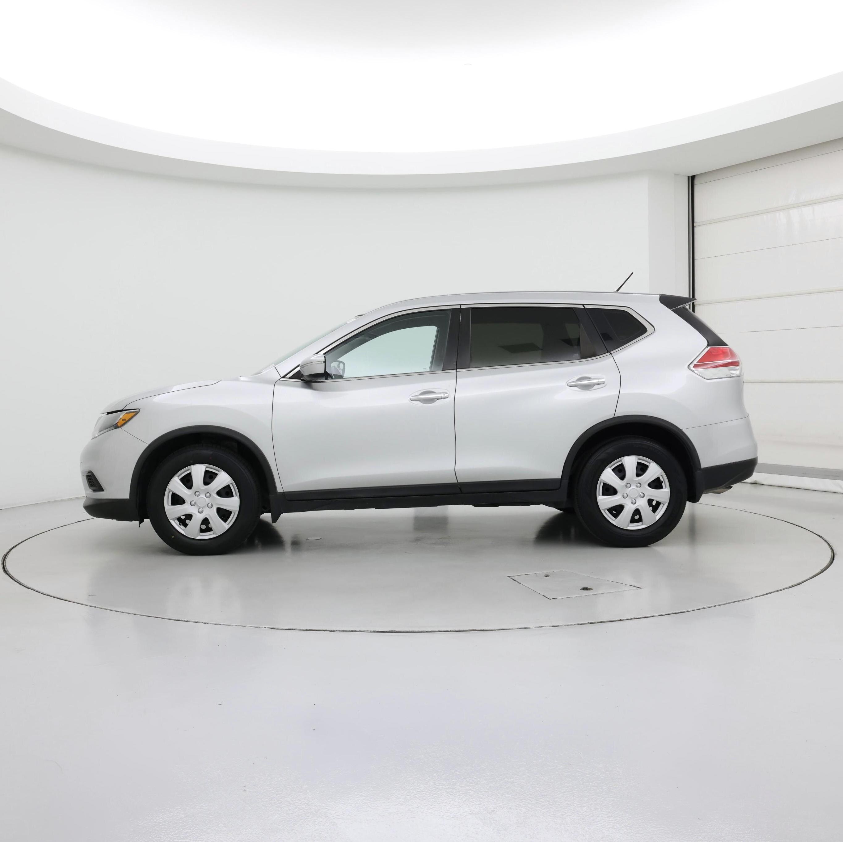 Thumbnail: 2015 Nissan Rogue - 3