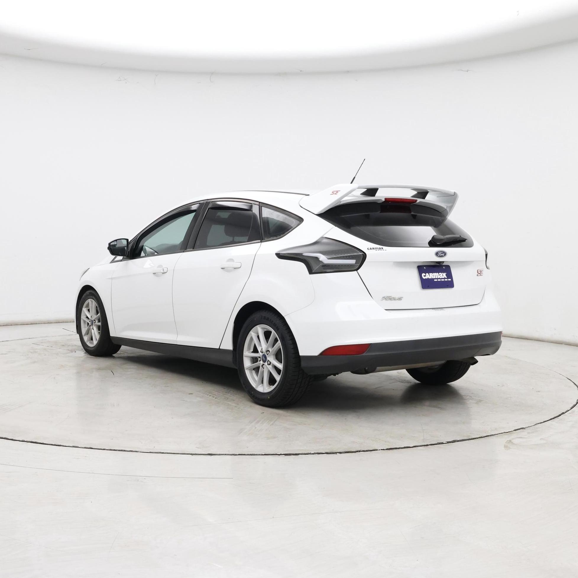 Thumbnail: 2017 Ford Focus - 2