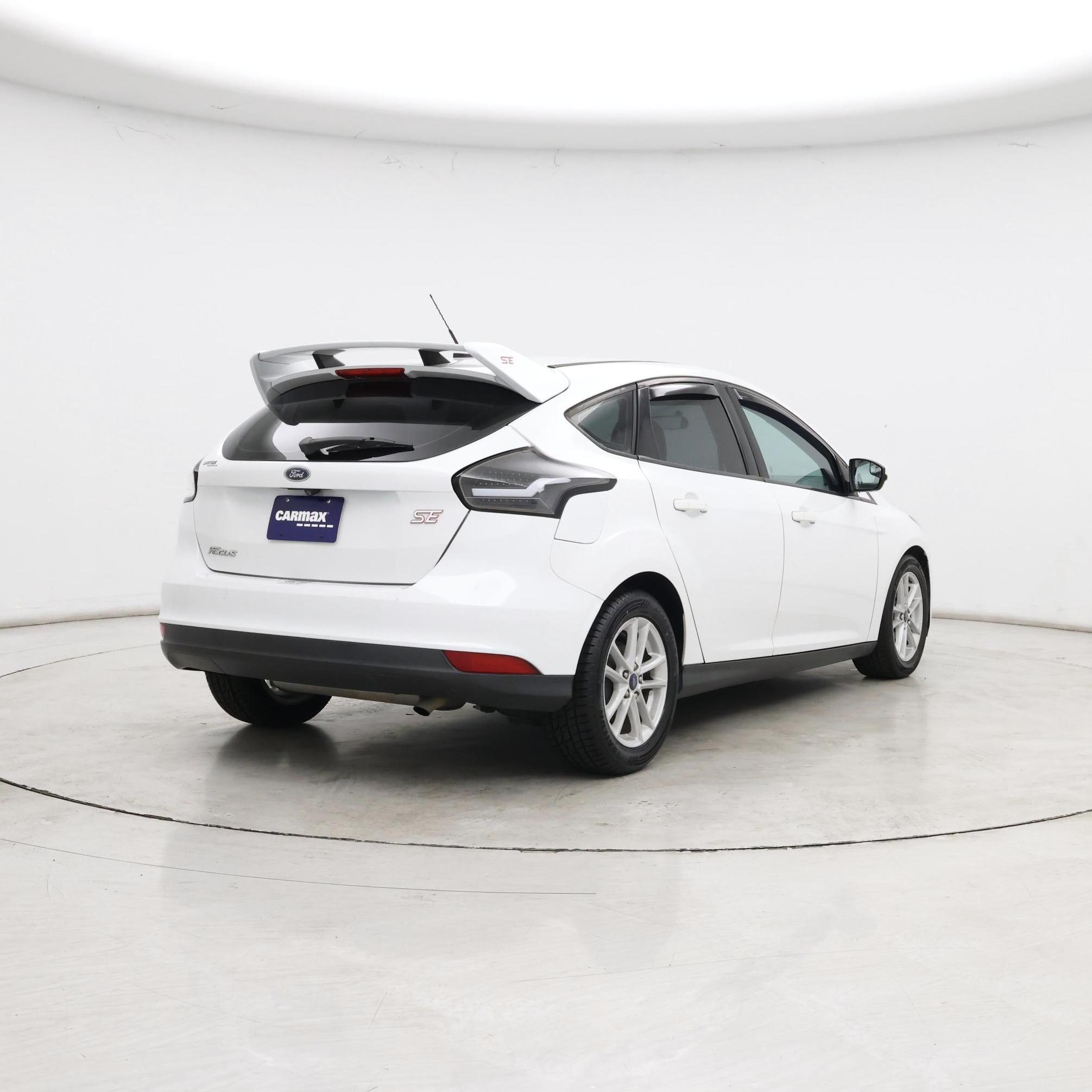 Thumbnail: 2017 Ford Focus - 8