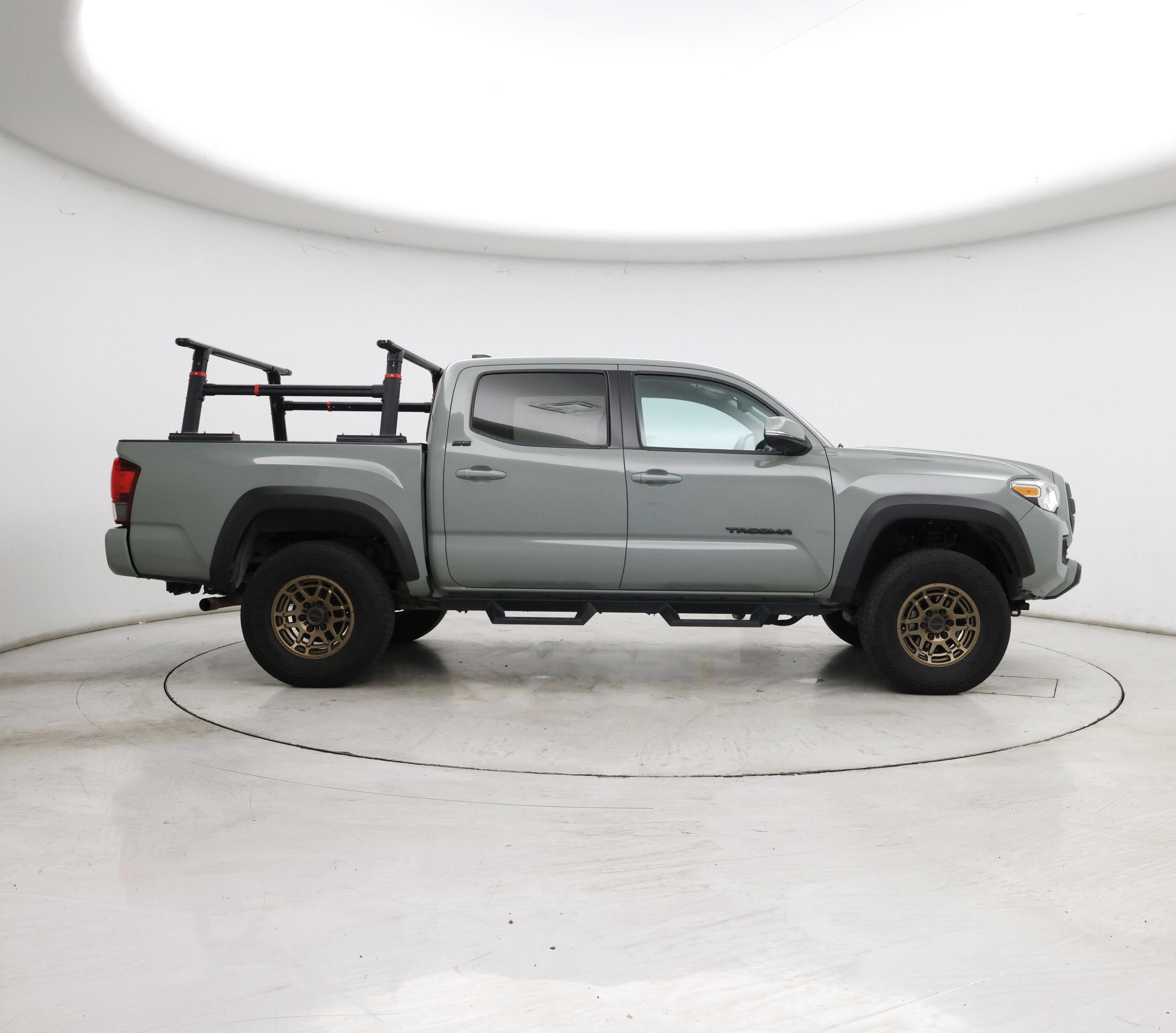 Thumbnail: 2023 Toyota Tacoma - 7