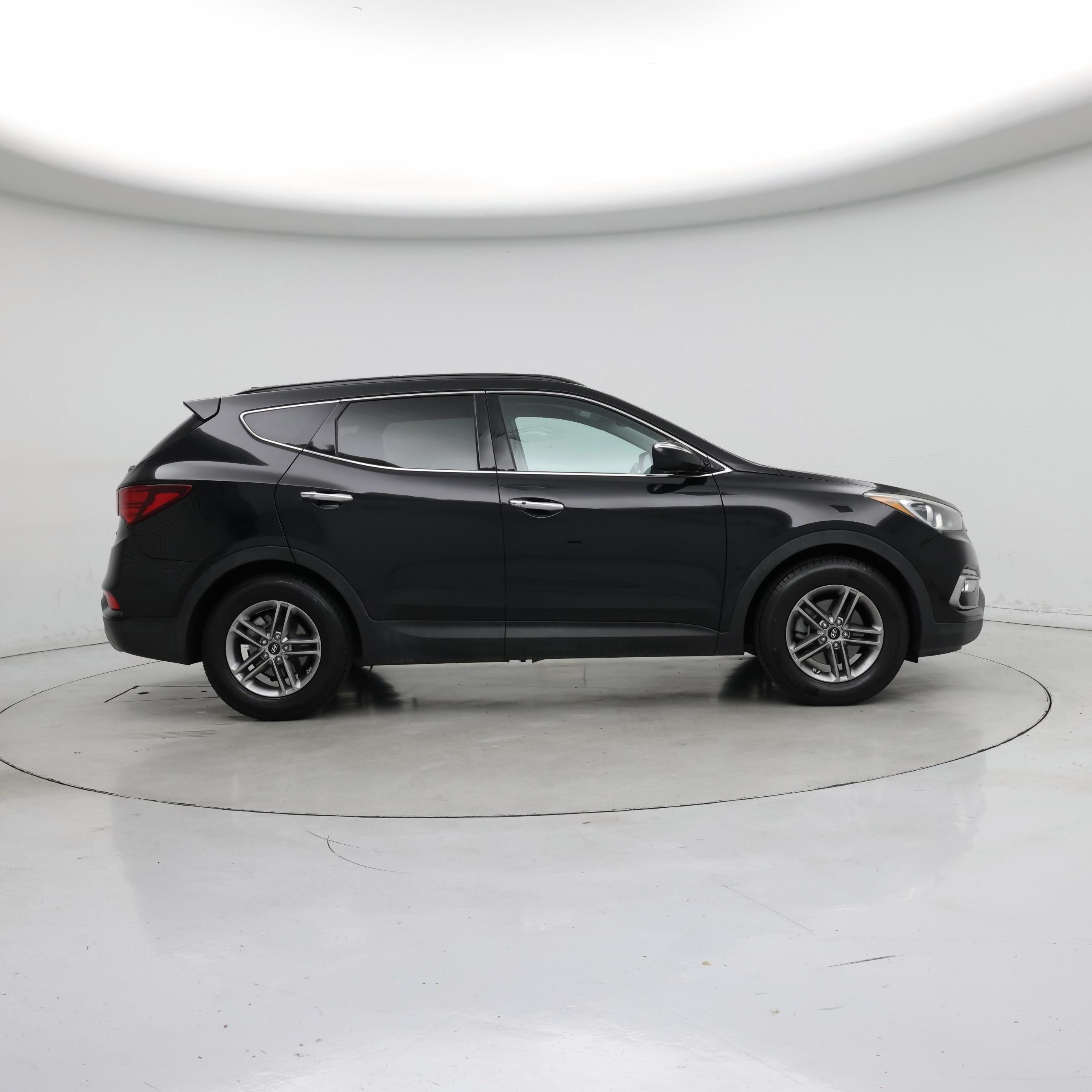 Thumbnail: 2017 Hyundai Santa Fe - 7