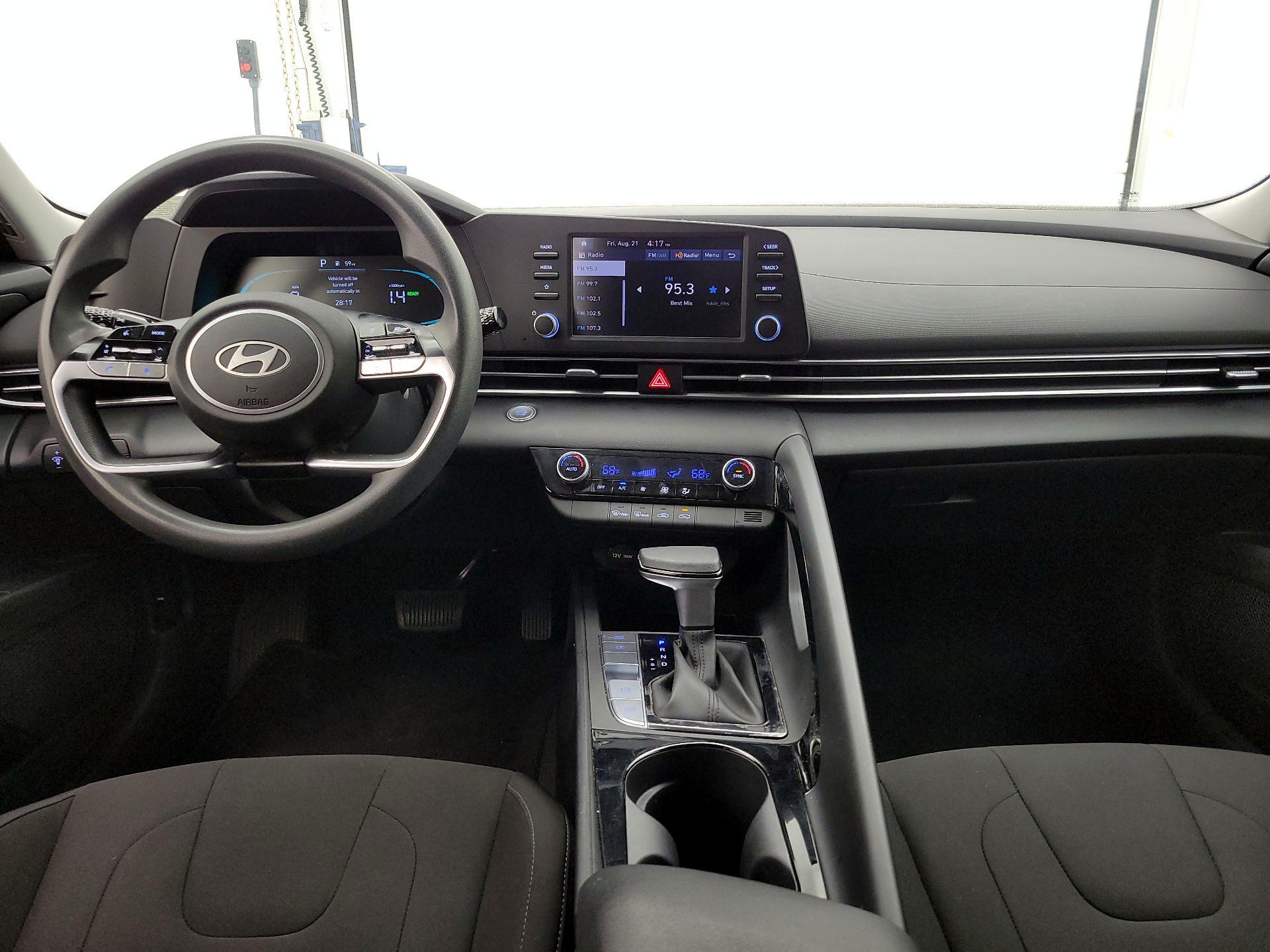 Thumbnail: 2025 Hyundai Elantra - 9