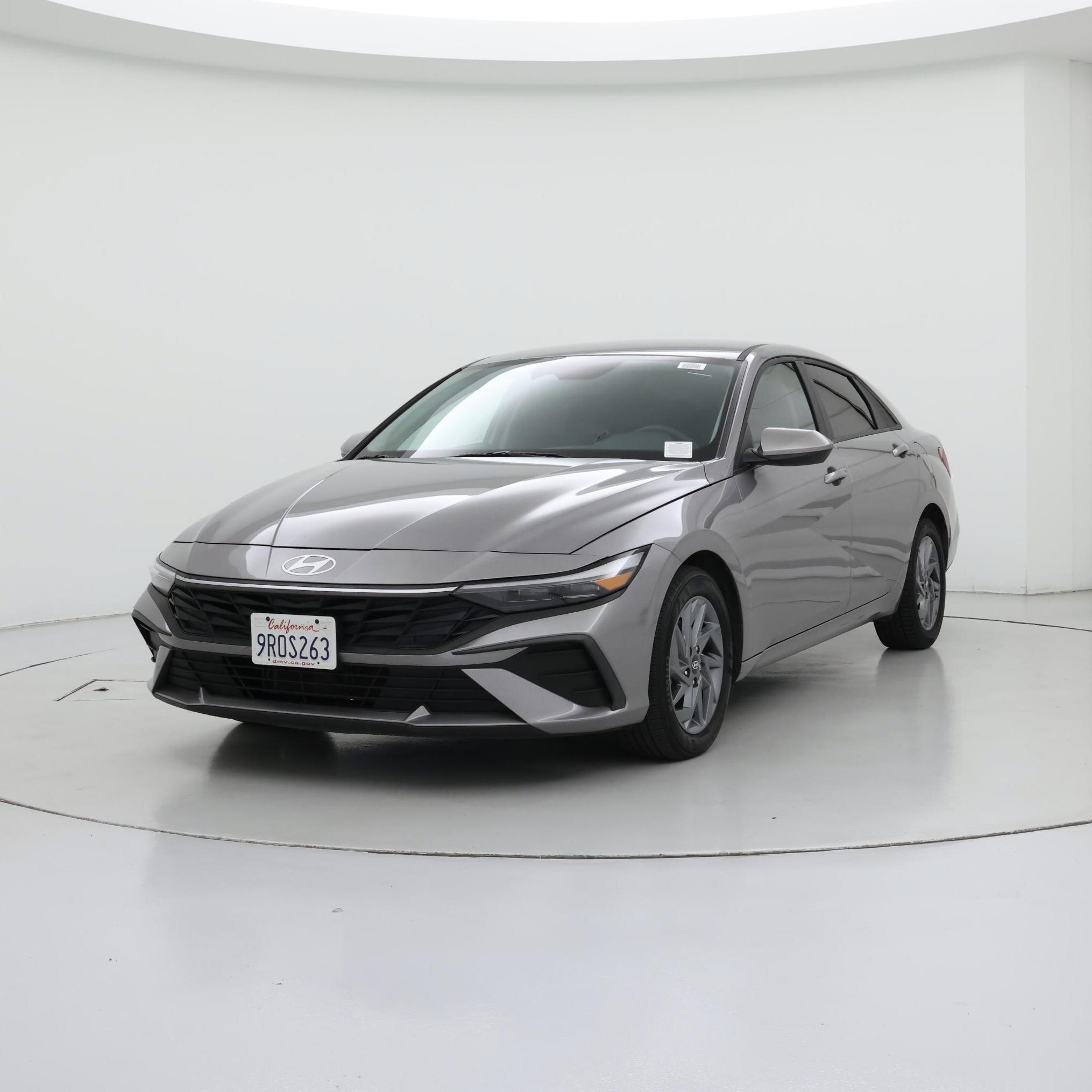 Thumbnail: 2025 Hyundai Elantra - 4