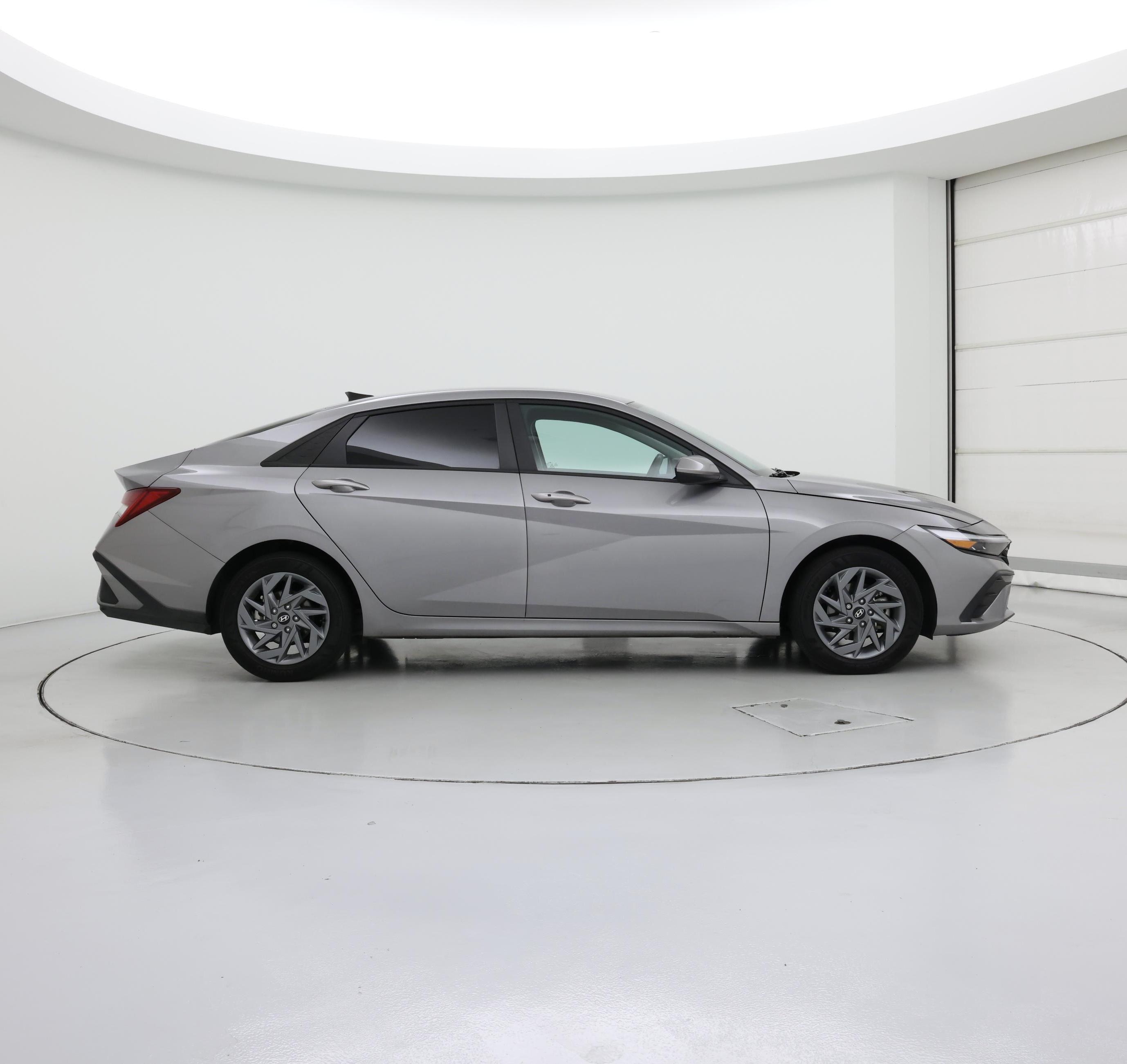 Thumbnail: 2025 Hyundai Elantra - 7