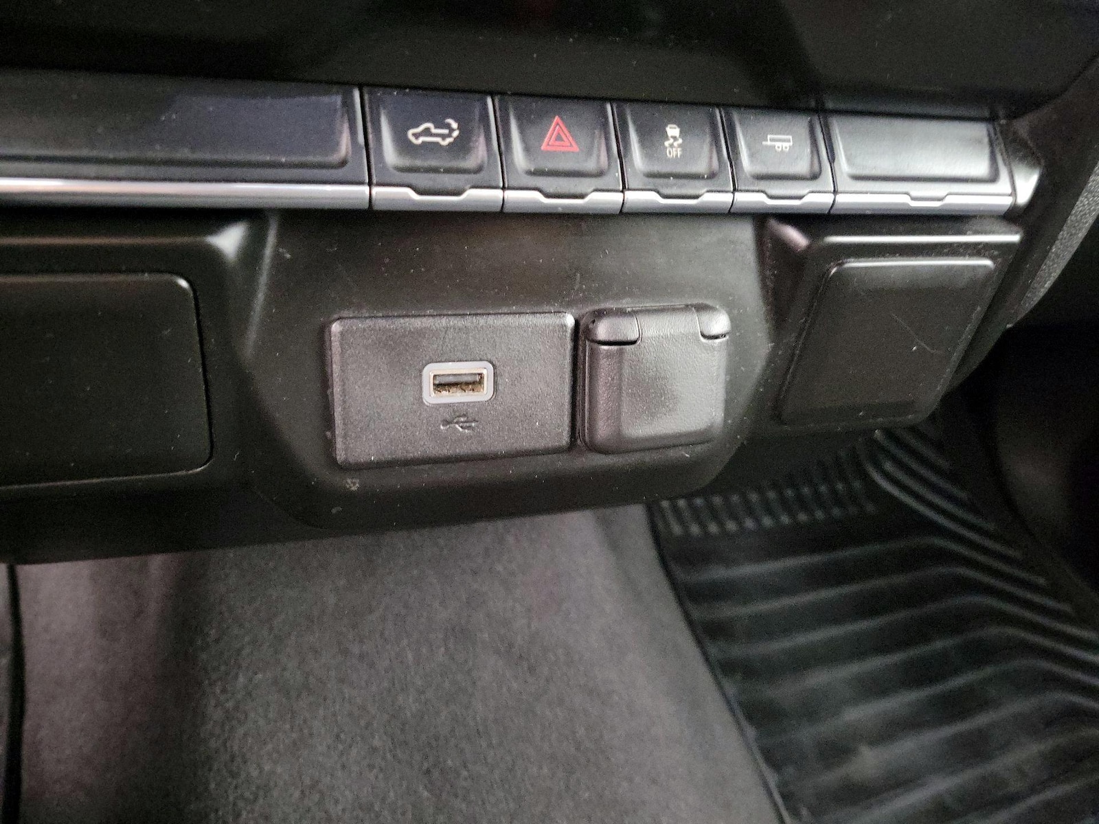 2020 Chevrolet Silverado 1500 Custom - Photo 20