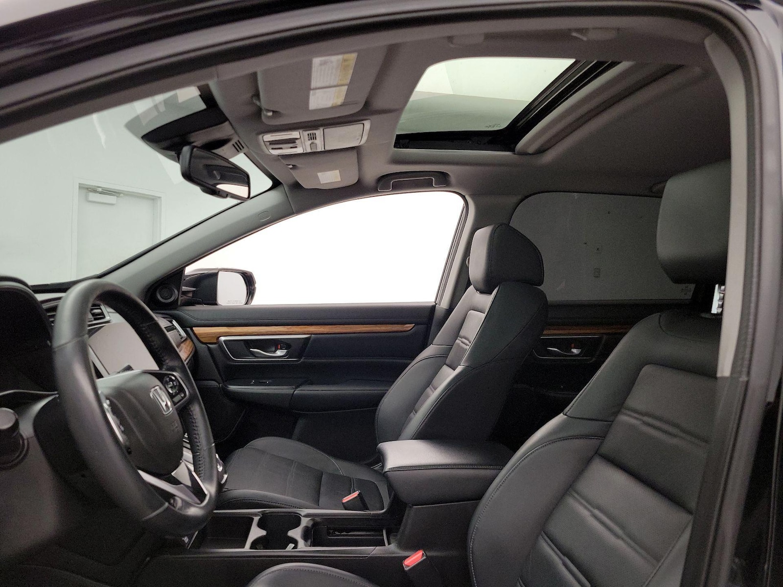 Sunroof(s) & Overhead Airbags