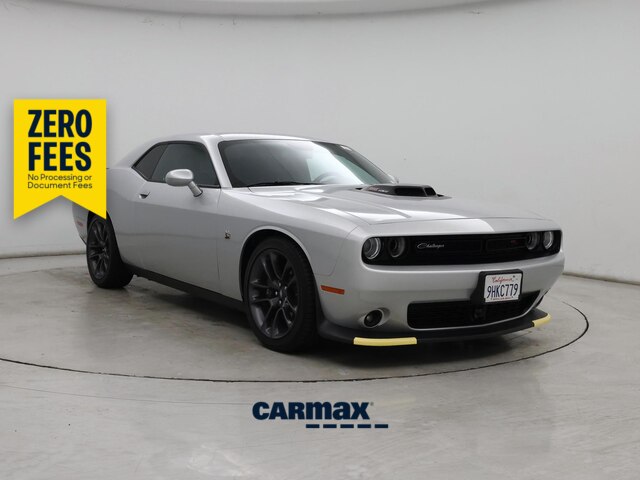 Silver 2023 Dodge Challenger Coupe Rear-Wheel Drive Automatic