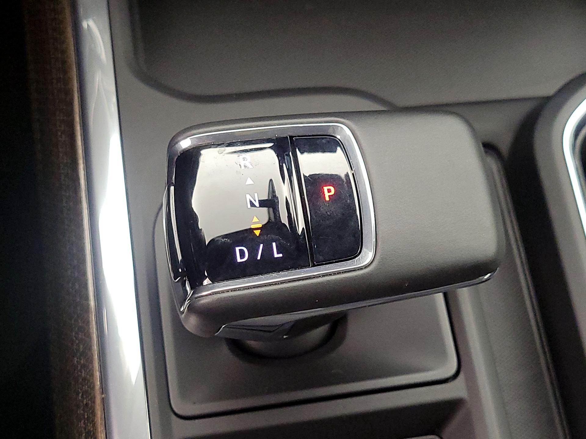 Thumbnail: 2025 Chevrolet Silverado 1500 - 17