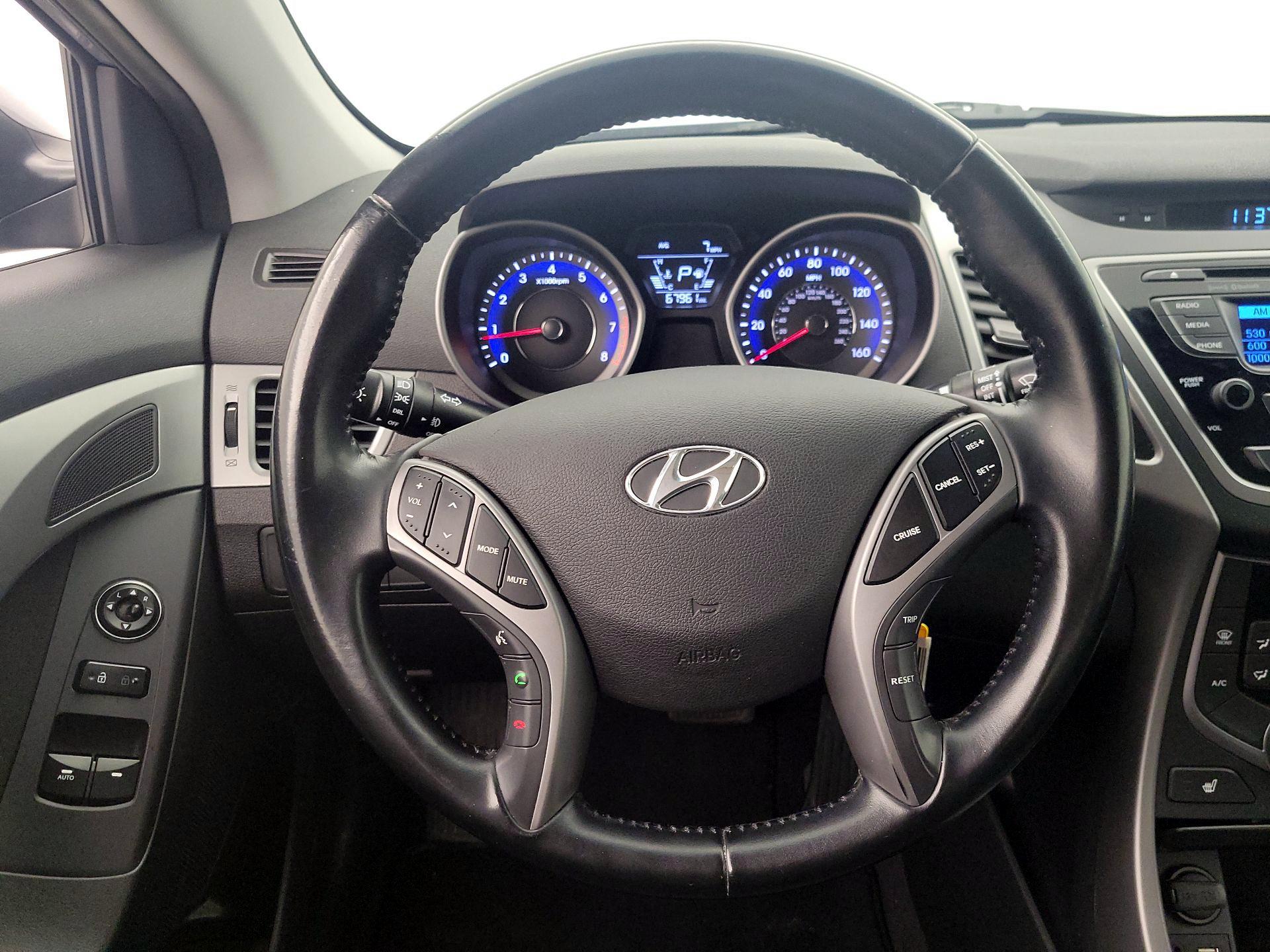 Thumbnail: 2014 Hyundai Elantra - 10