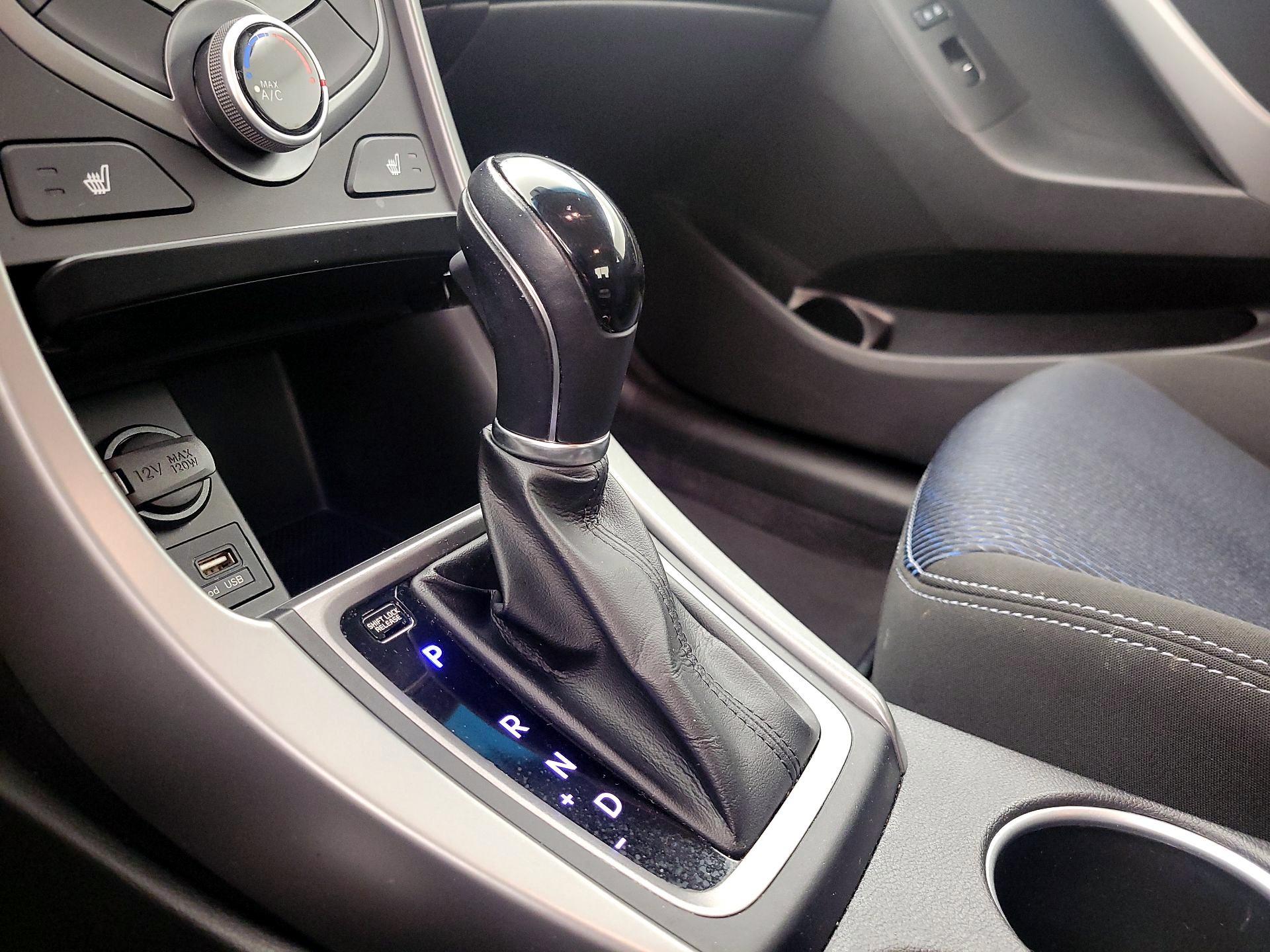 Thumbnail: 2014 Hyundai Elantra - 16