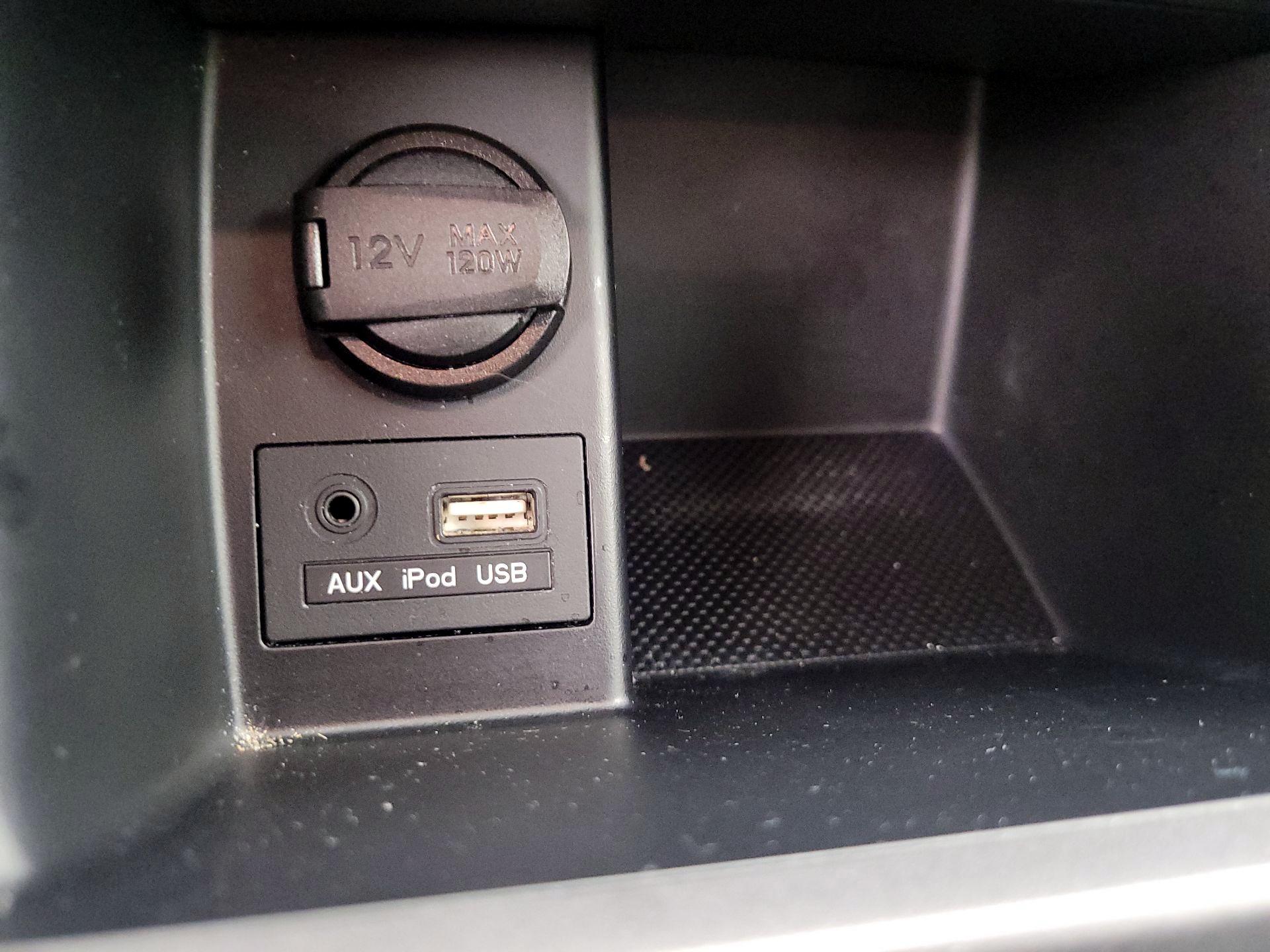 Thumbnail: 2014 Hyundai Elantra - 17