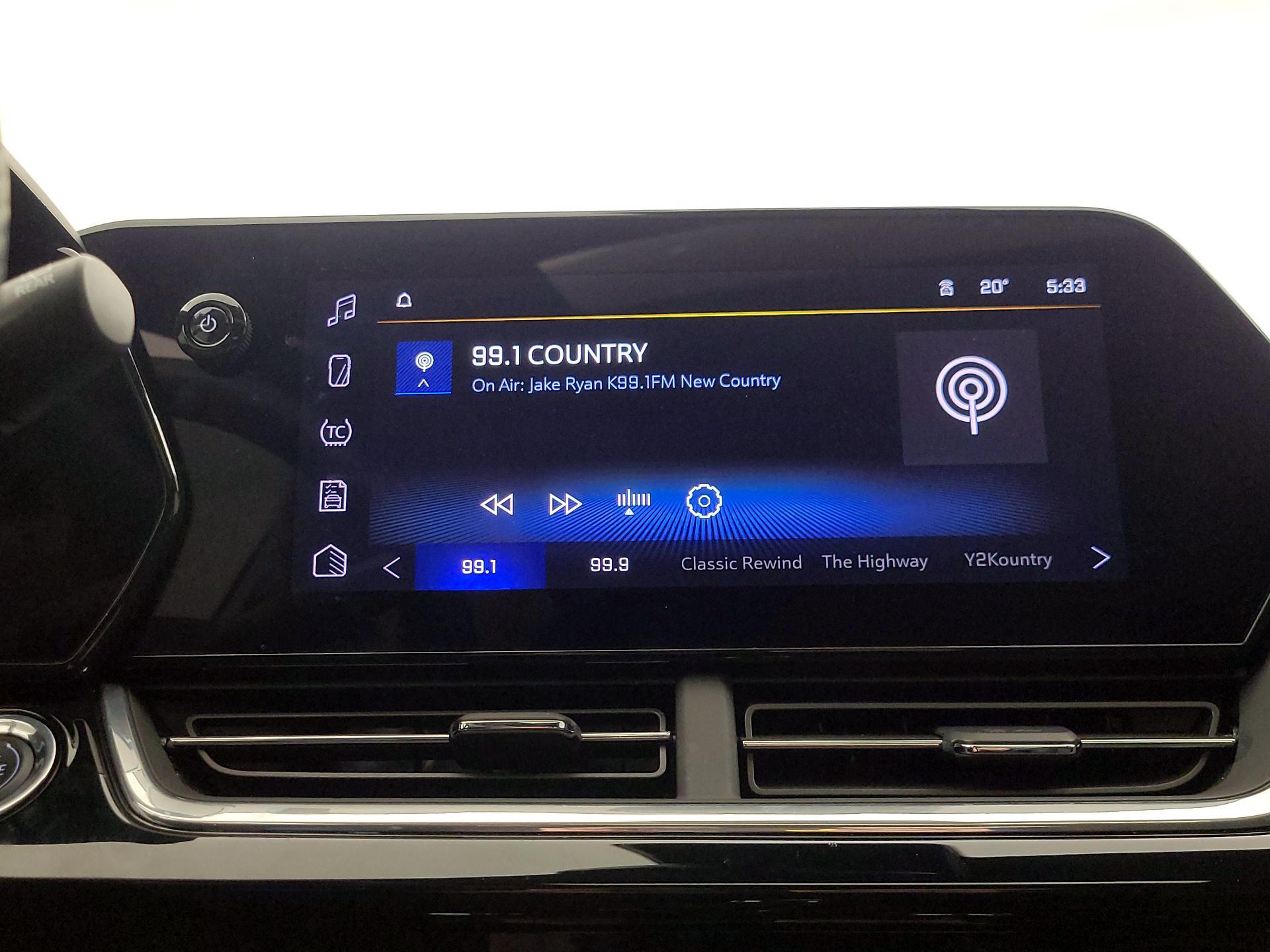 Thumbnail: 2024 Chevrolet Trax - 15