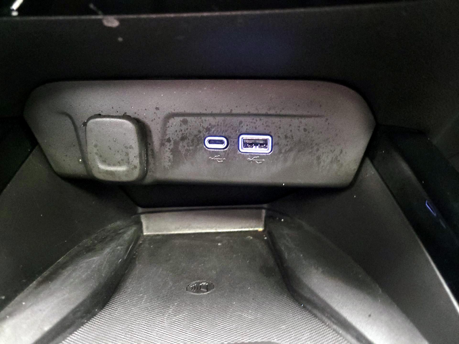 Thumbnail: 2024 Chevrolet Trax - 18