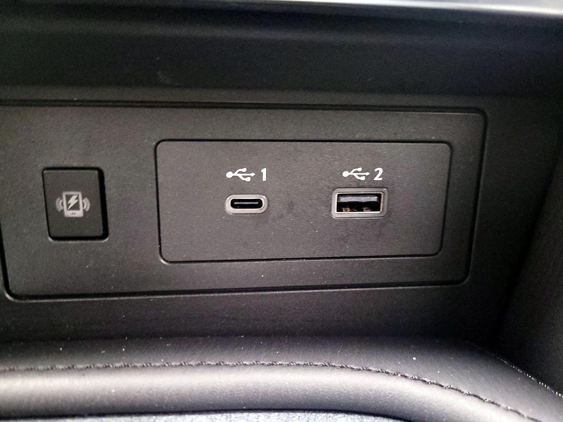 Thumbnail: 2023 Nissan Armada - 19