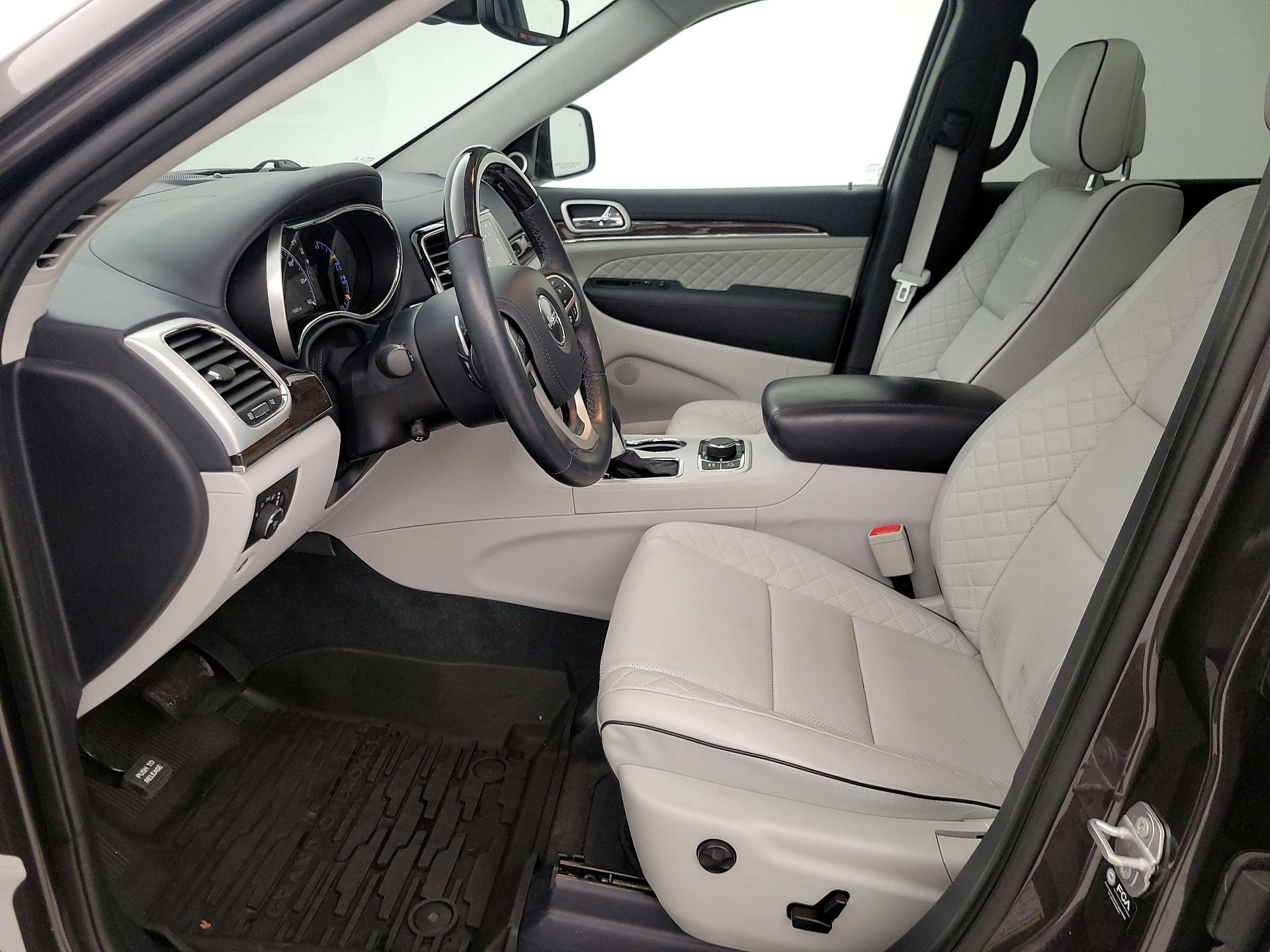 Thumbnail: 2021 Jeep Grand Cherokee - 11