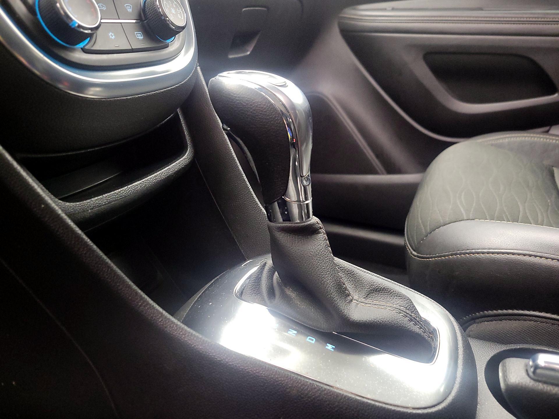 Thumbnail: 2016 Buick Encore - 17