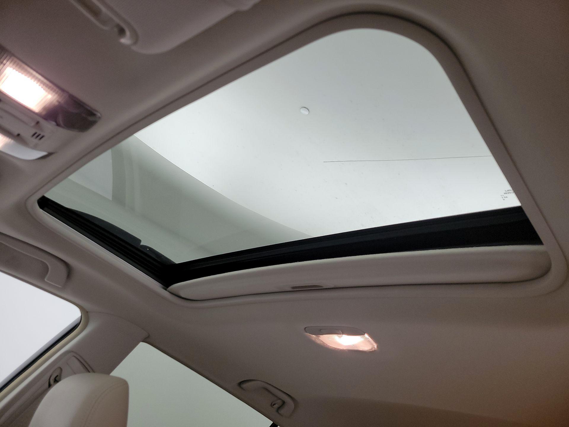 Thumbnail: 2014 Subaru Outback - 20