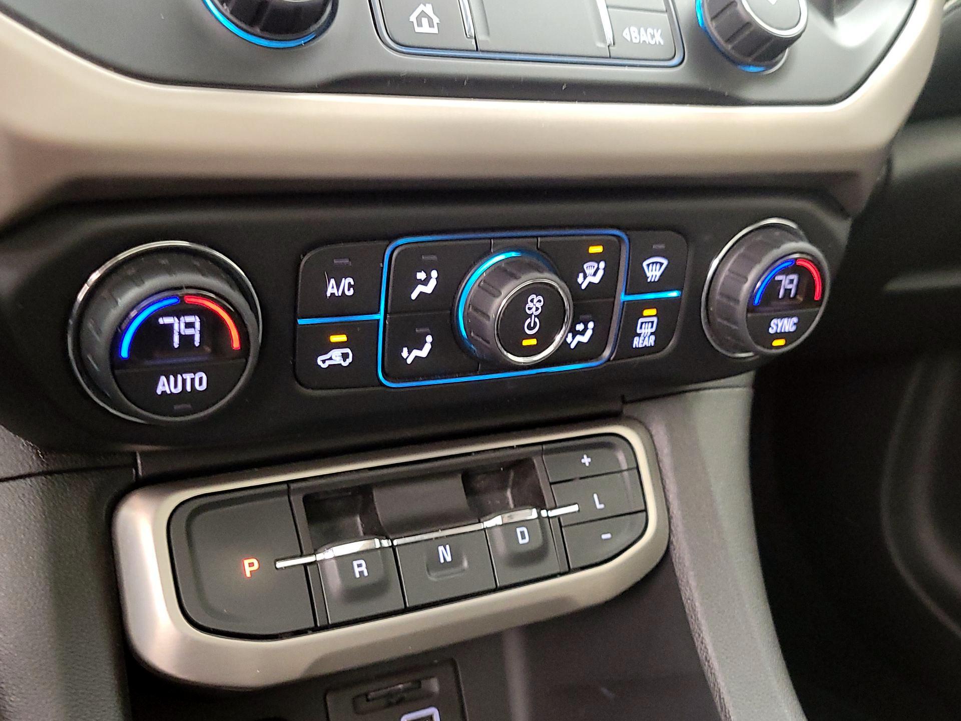 Thumbnail: 2021 GMC Acadia - 16