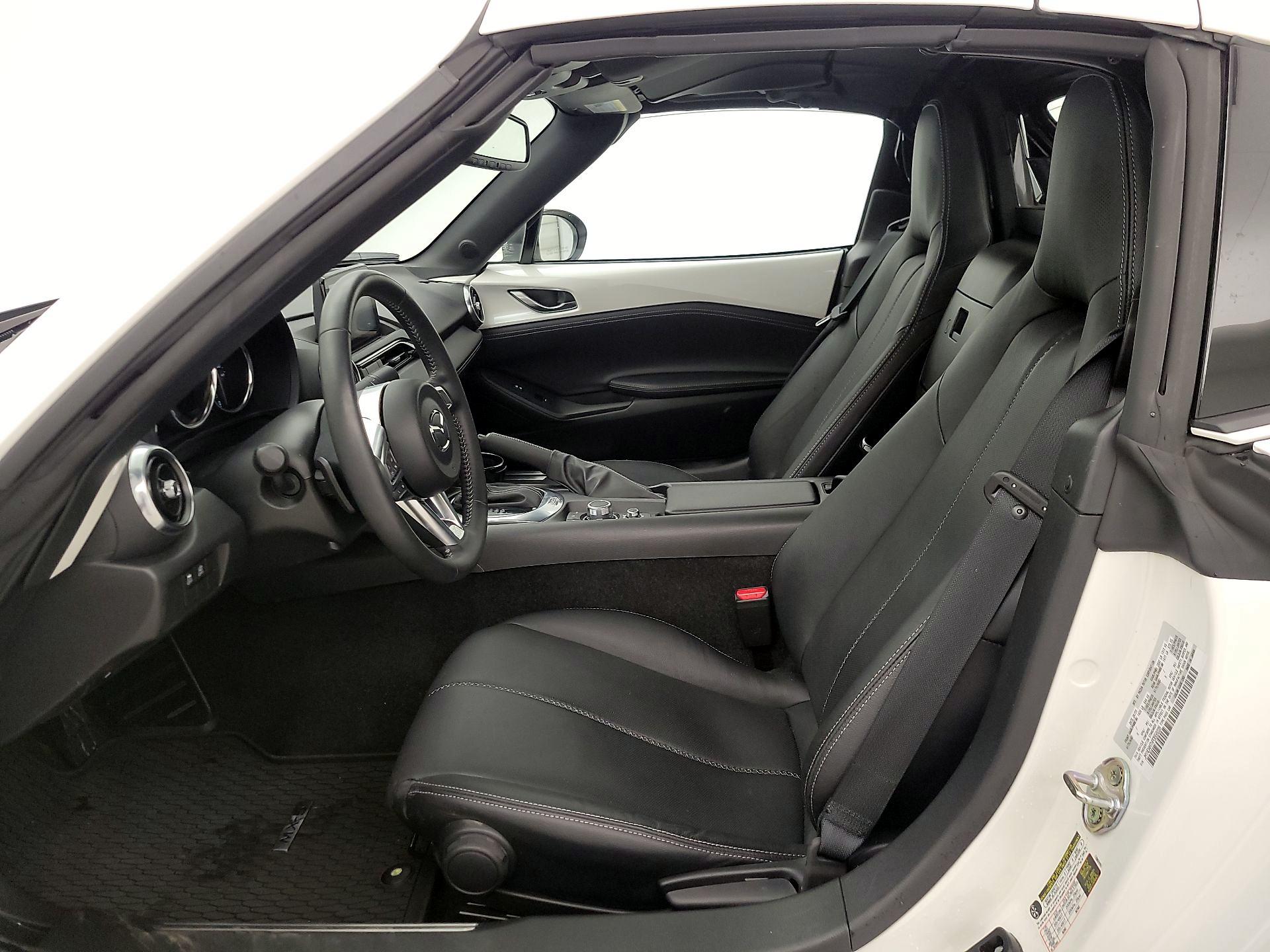 Thumbnail: 2023 Mazda MX-5 Miata - 11