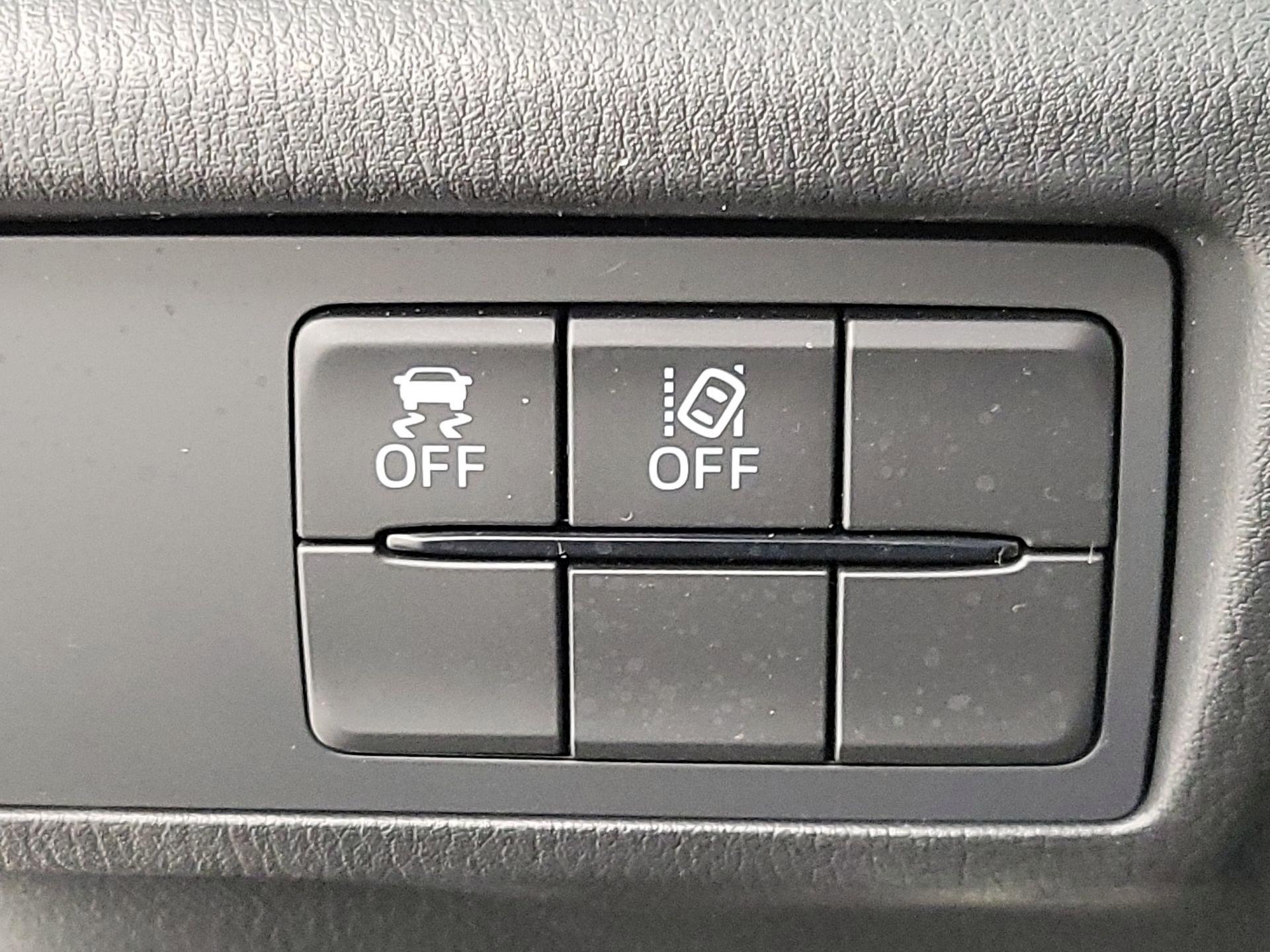 Thumbnail: 2023 Mazda MX-5 Miata - 13