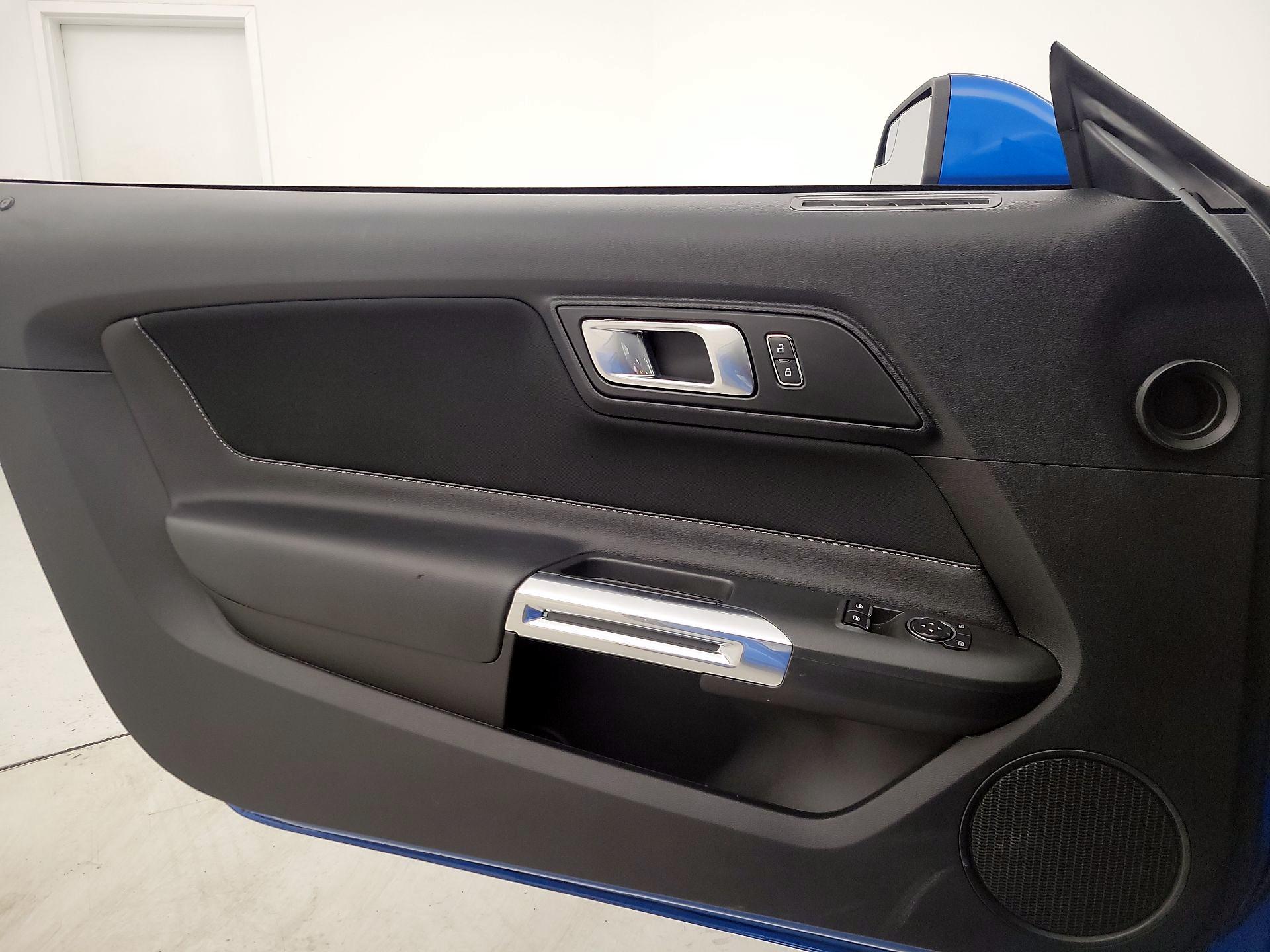 Thumbnail: 2020 Ford Mustang - 12