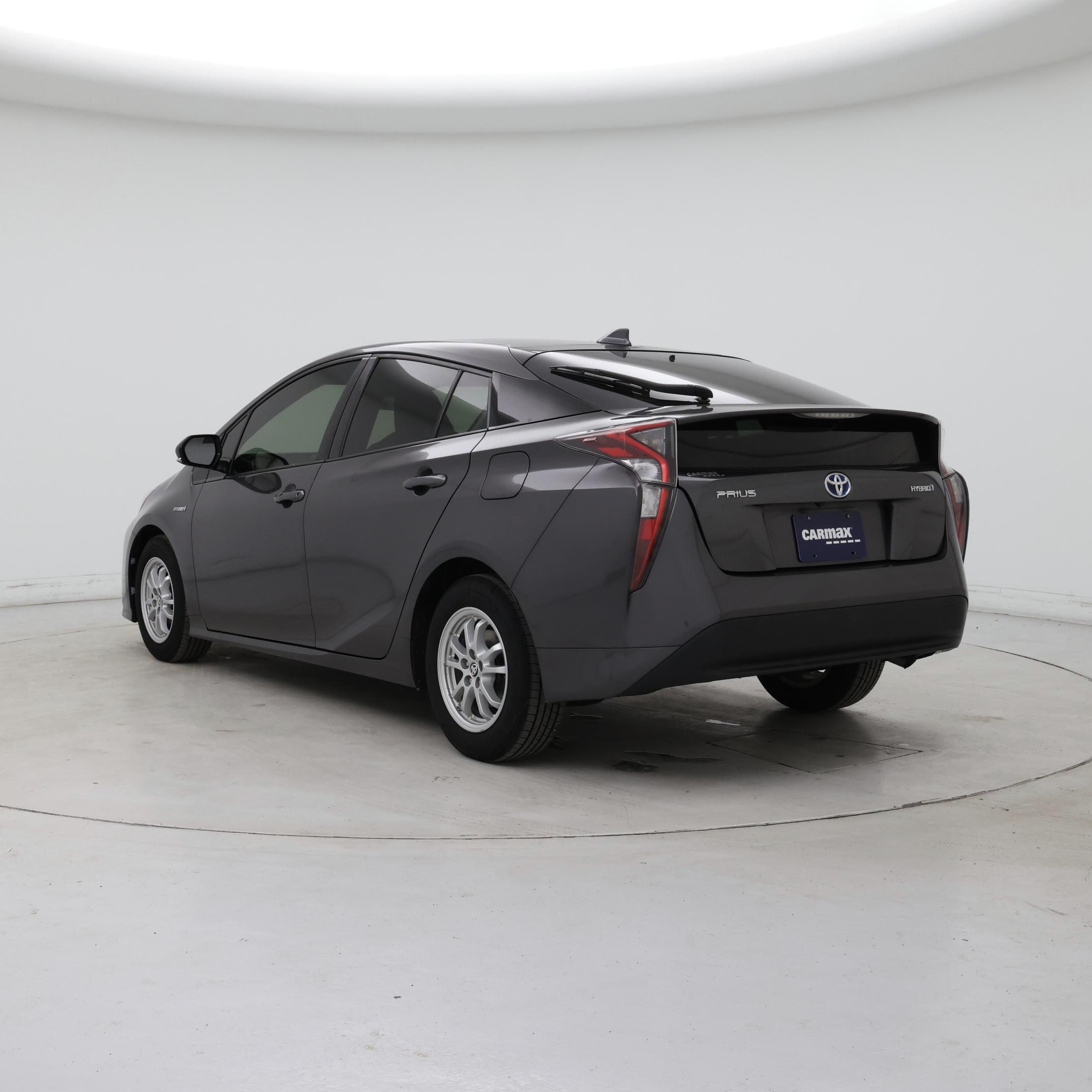 Thumbnail: 2016 Toyota Prius - 2