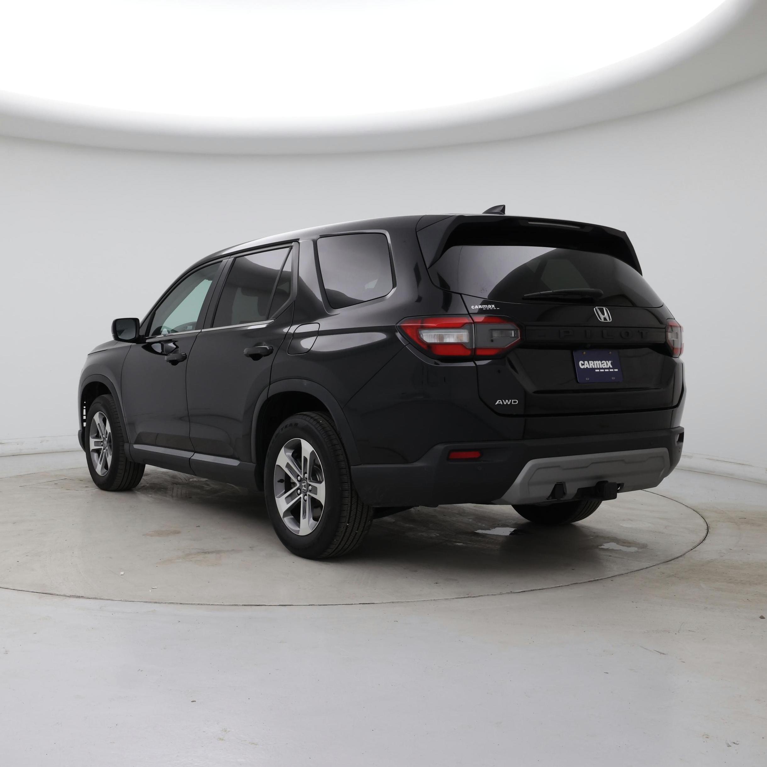 Thumbnail: 2023 Honda Pilot - 2