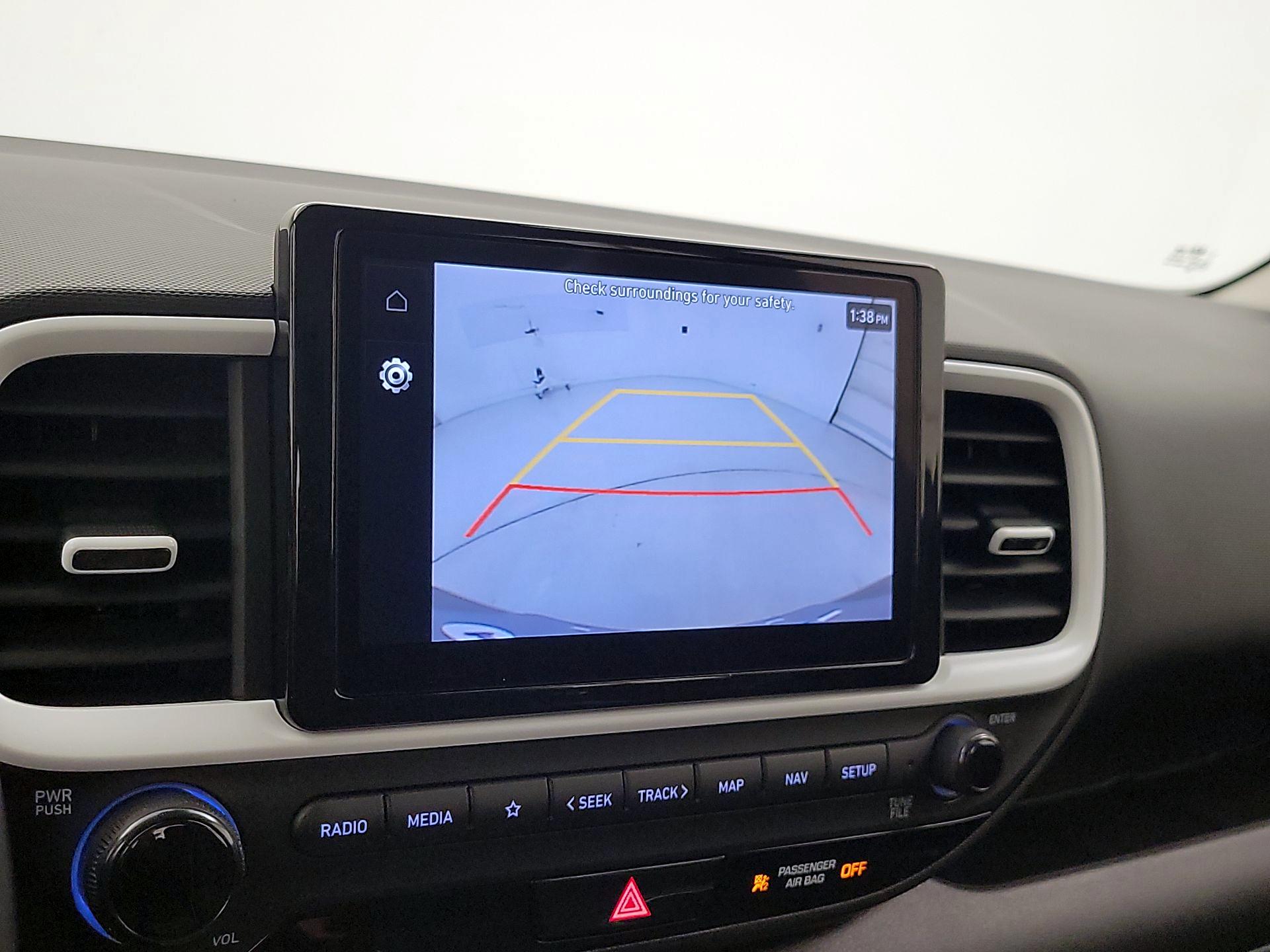 Thumbnail: 2024 Hyundai Venue - 15