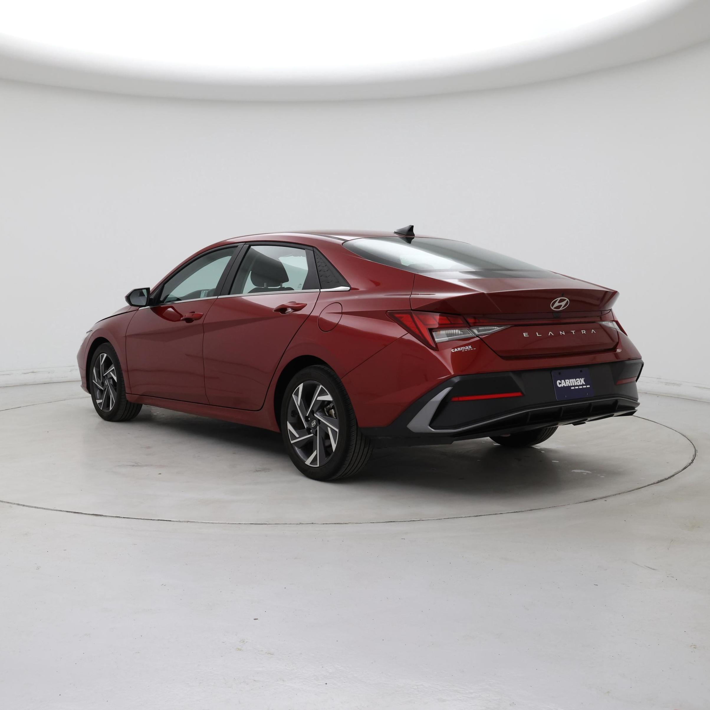 Thumbnail: 2024 Hyundai Elantra - 2