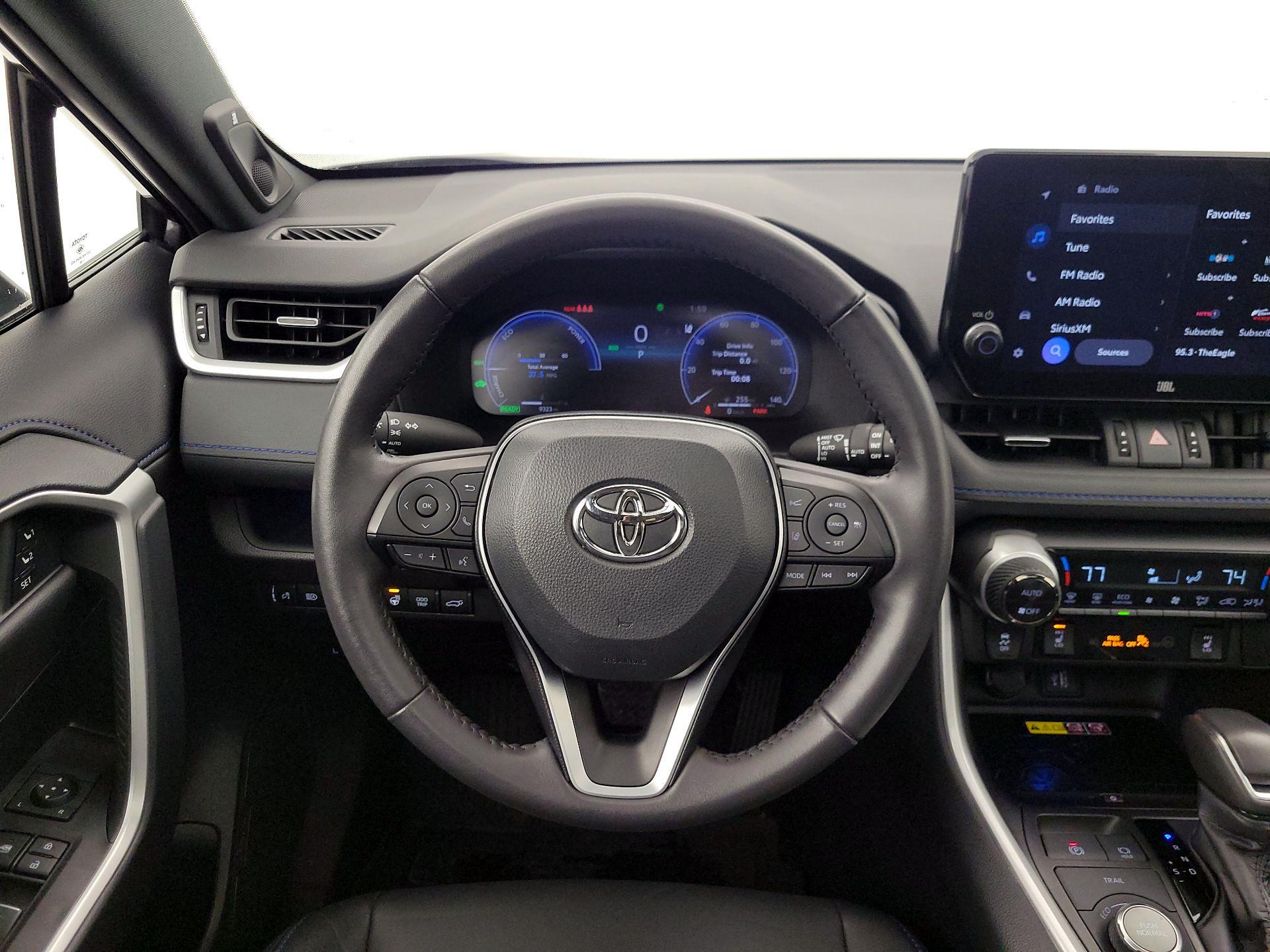 Thumbnail: 2024 Toyota RAV4 - 10