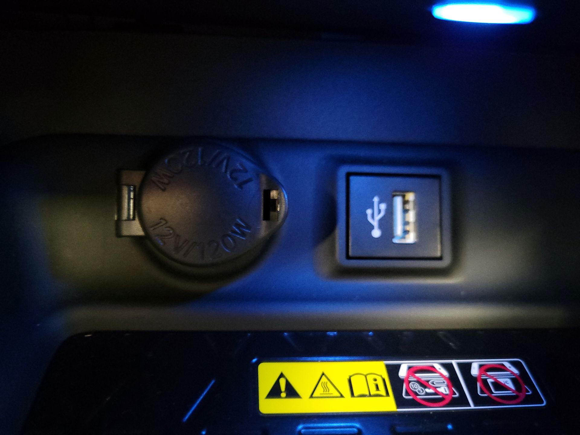 Thumbnail: 2024 Toyota RAV4 - 18