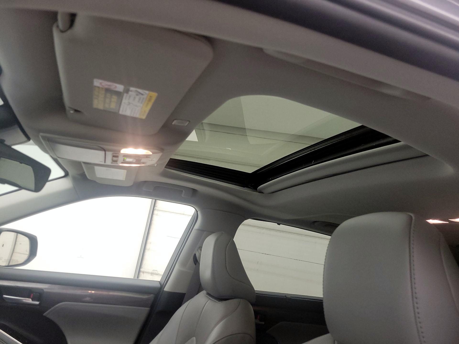 Thumbnail: 2023 Toyota Highlander - 19