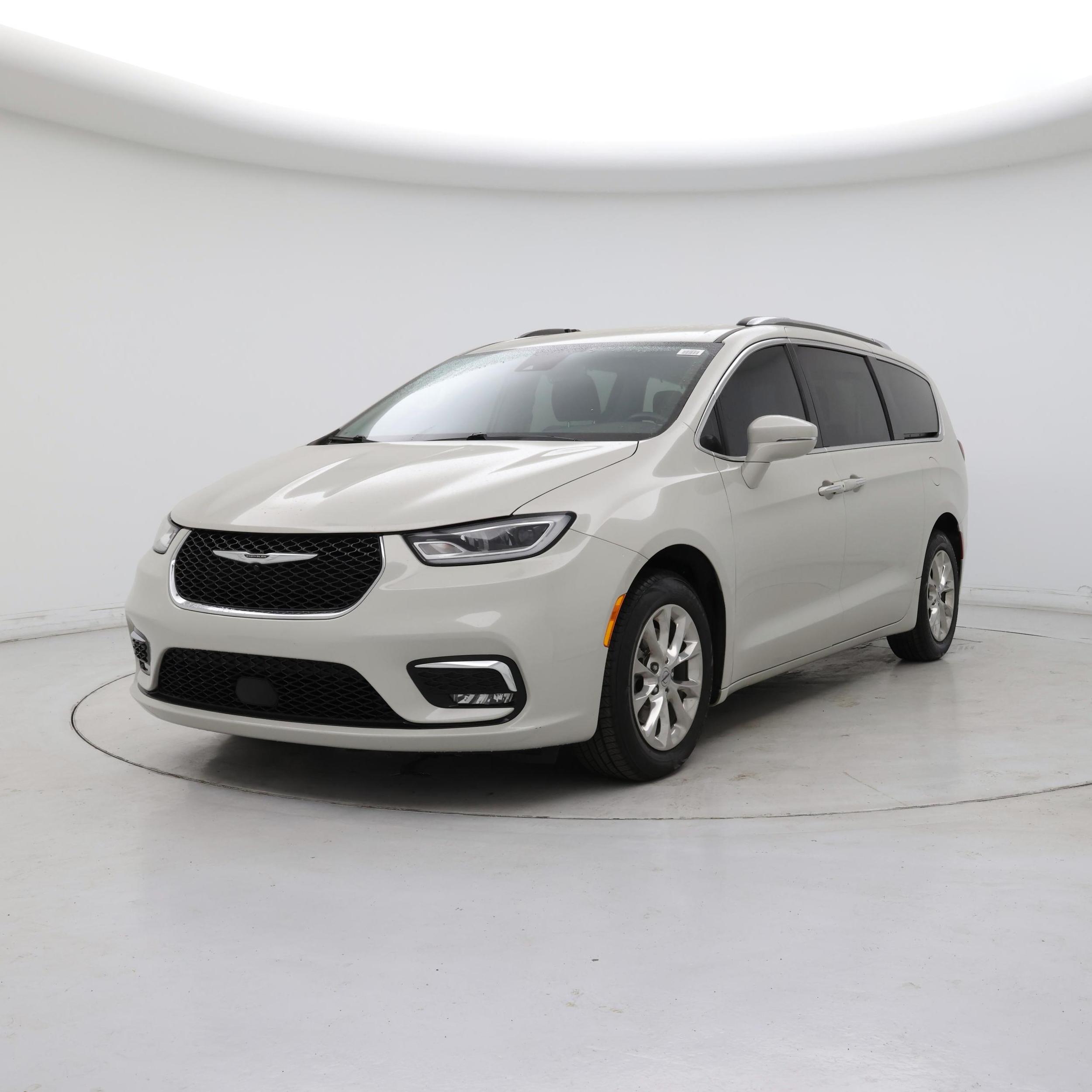 Thumbnail: 2021 Chrysler Pacifica - 4